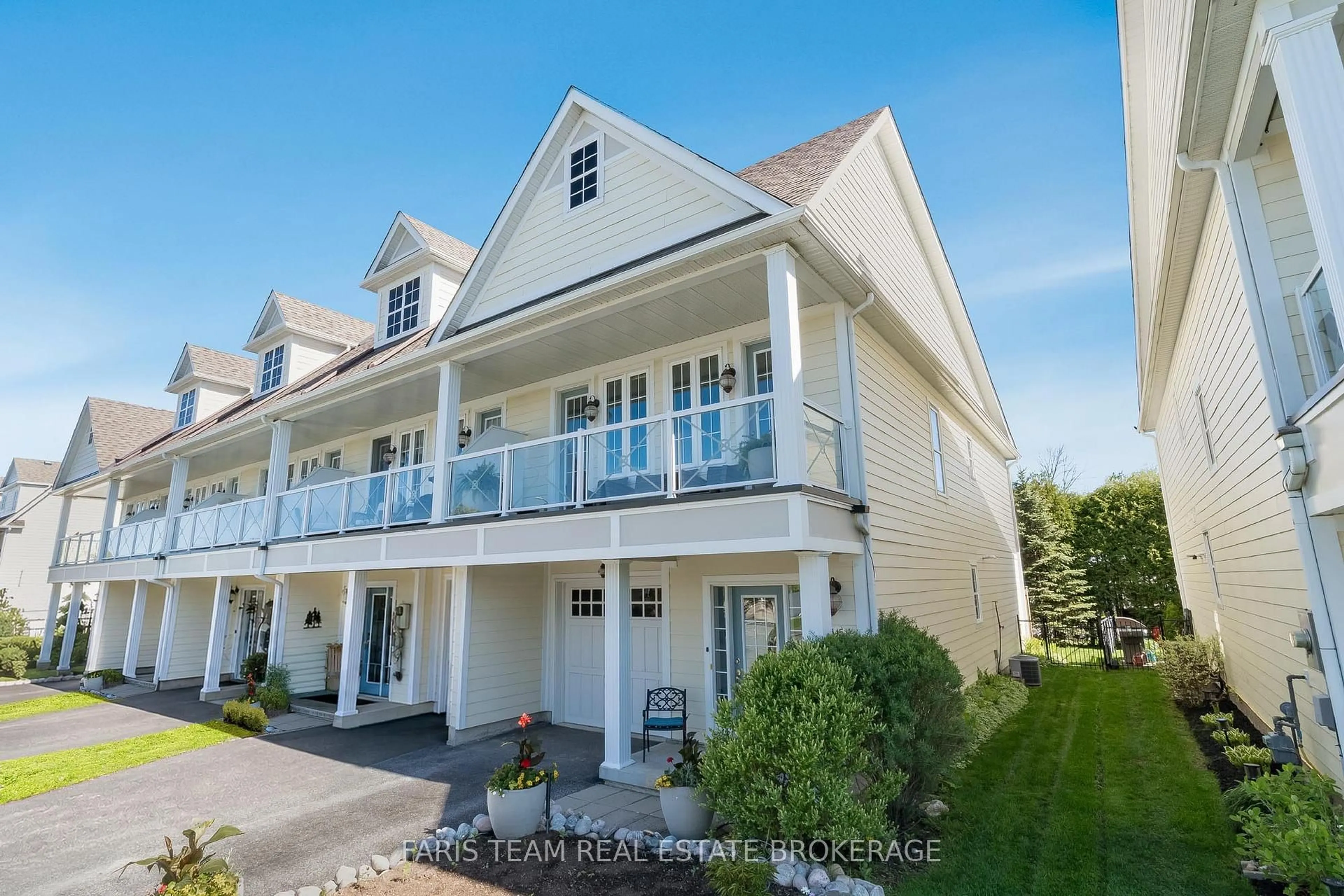 Home with vinyl exterior material, water/lake/river/ocean view for 145 Wycliffe Cove, Tay Ontario L0K 2A0