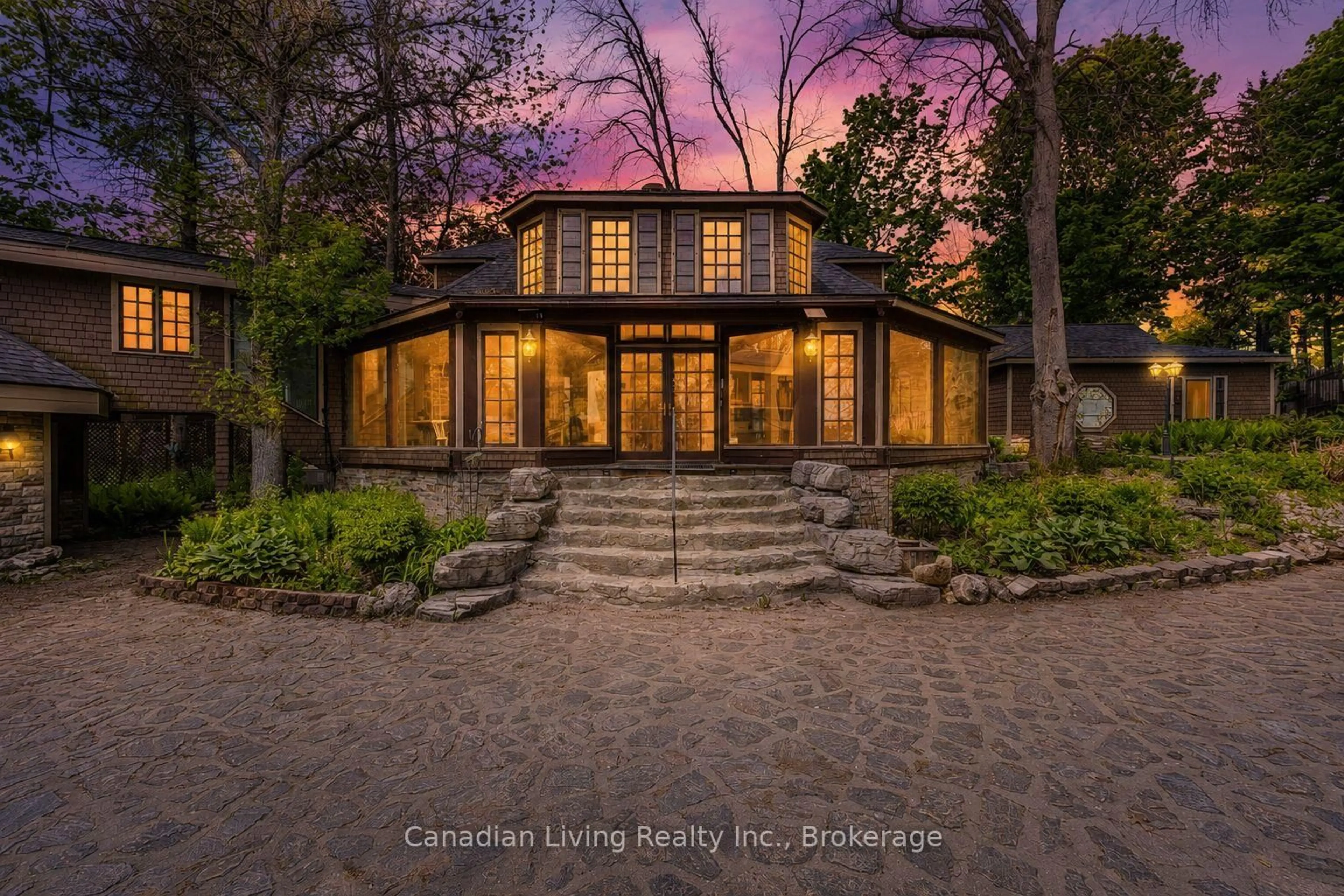 Unknown for 345 Brewery Lane, Orillia Ontario L3V 7H6