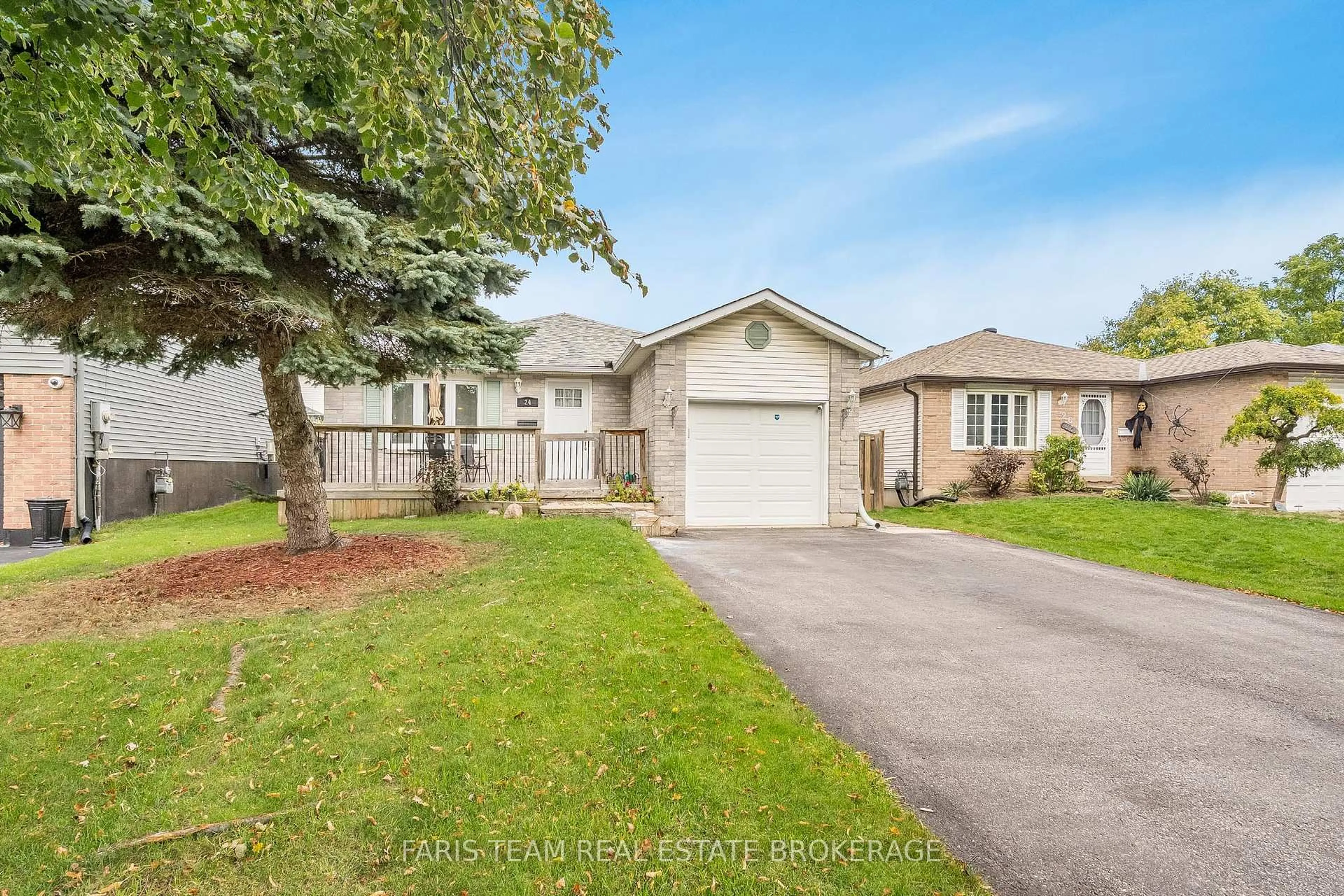 Unknown for 24 Laurie Cres, Barrie Ontario L4M 6C7