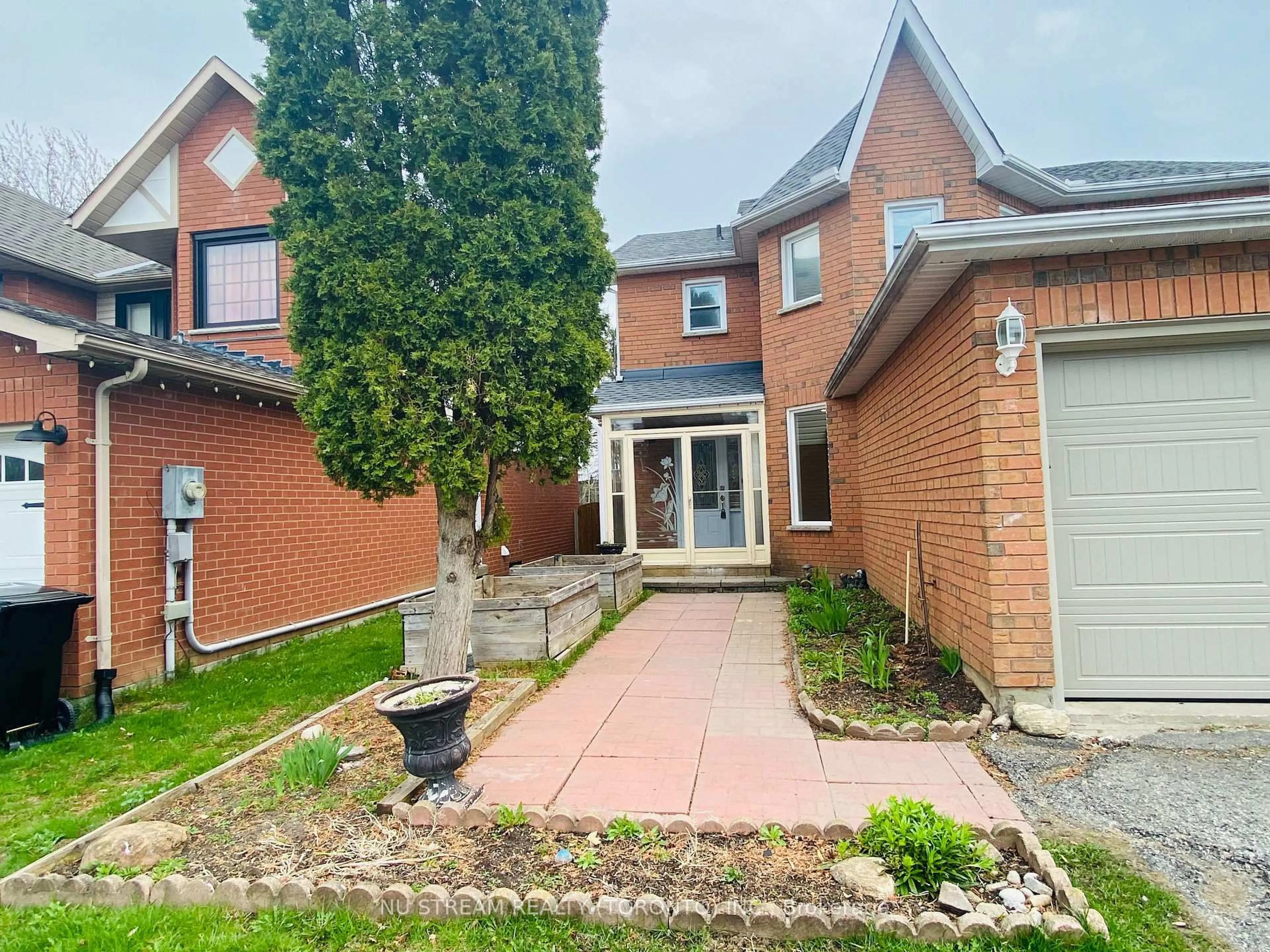Unknown for 25 Quance St, Barrie Ontario L4N 7M3