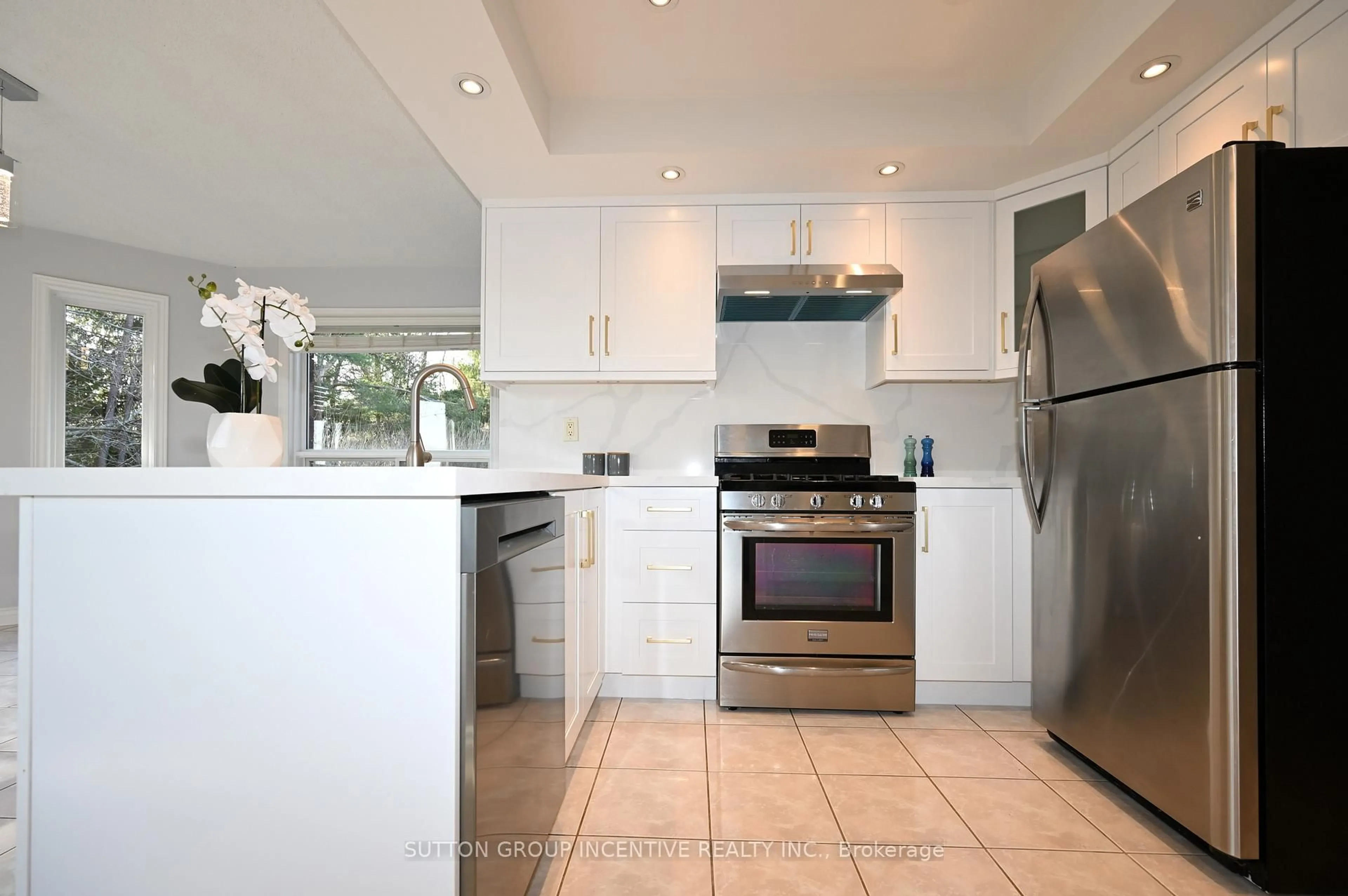 Unknown for 26 Warner Rd, Barrie Ontario L4N 7M5