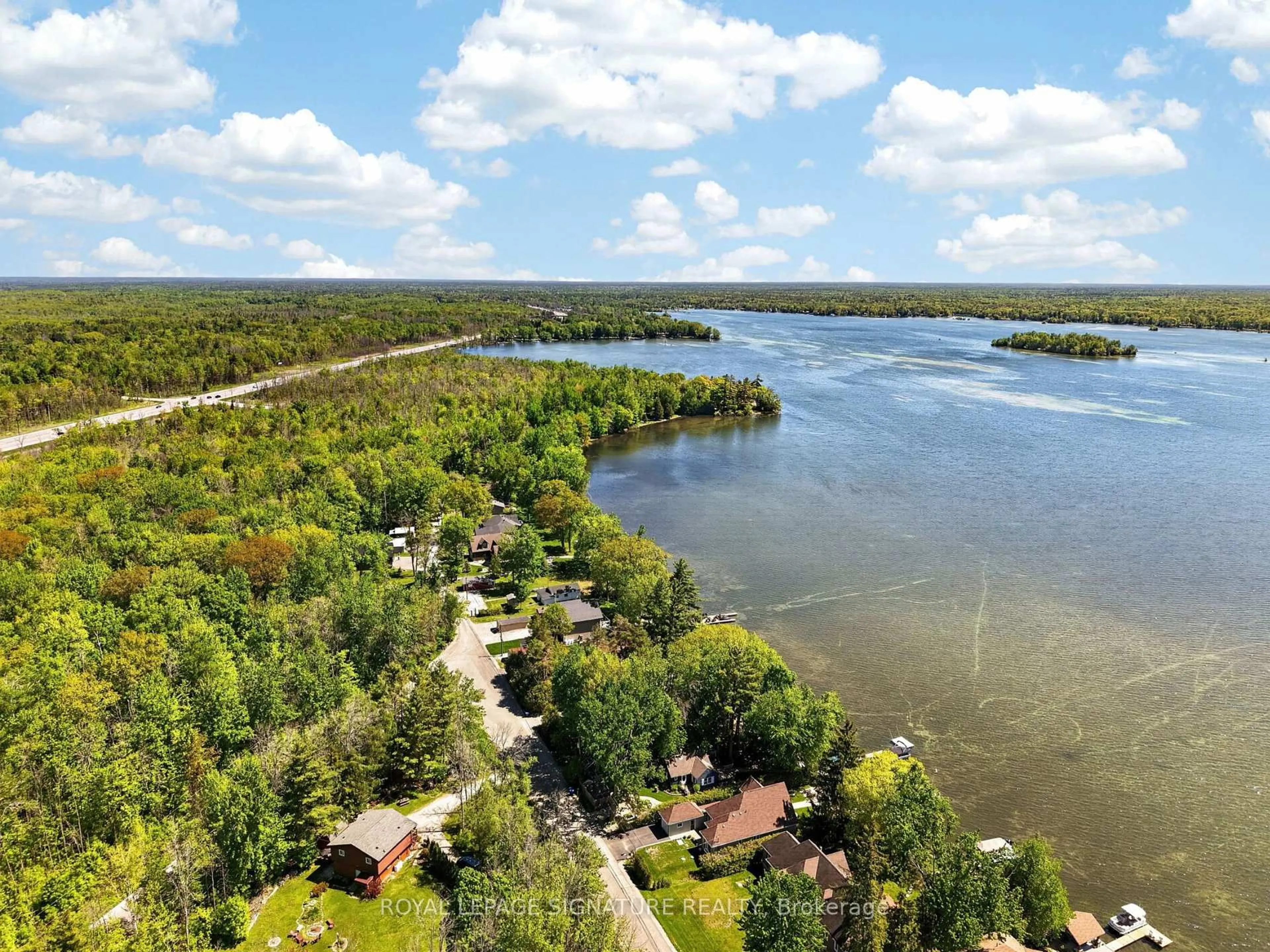 A pic from outside/outdoor area/front of a property/back of a property/a pic from drone, water/lake/river/ocean view for 3197 Crescent Bay Rd, Severn Ontario L0K 2B0
