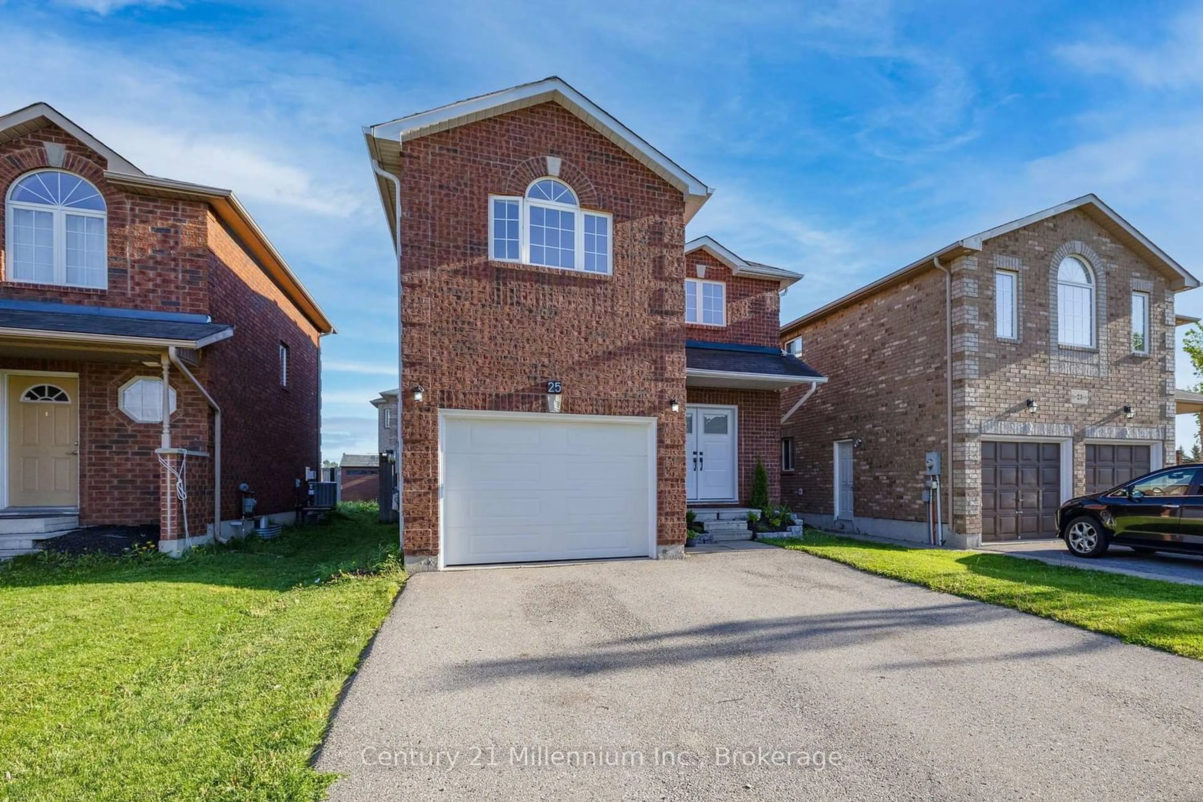 Home with brick exterior material, street for 25 William Paddison Dr, Barrie Ontario L4M 0G3