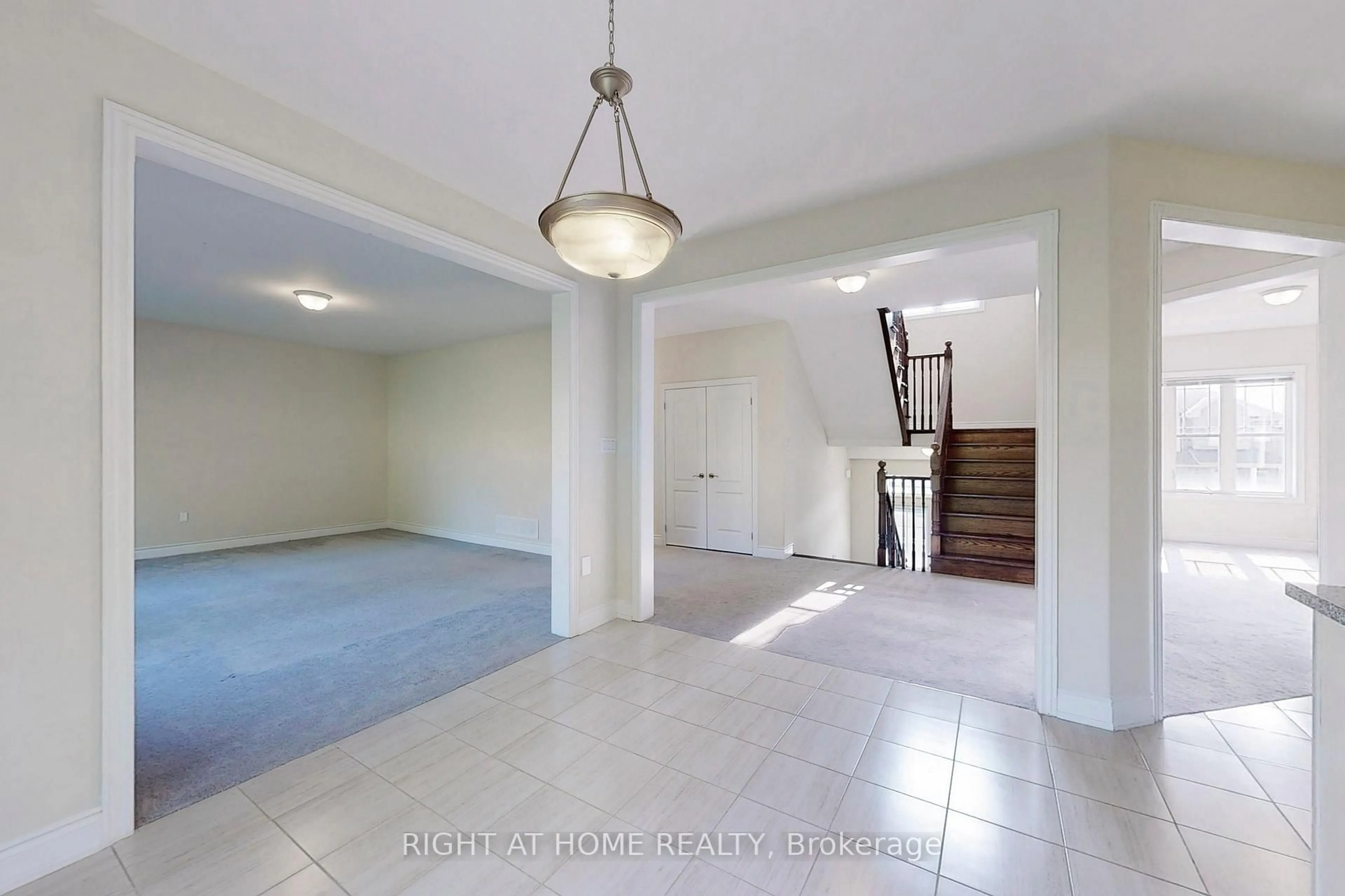 Unknown for 3092 Monarch Dr, Orillia Ontario L3V 8K3