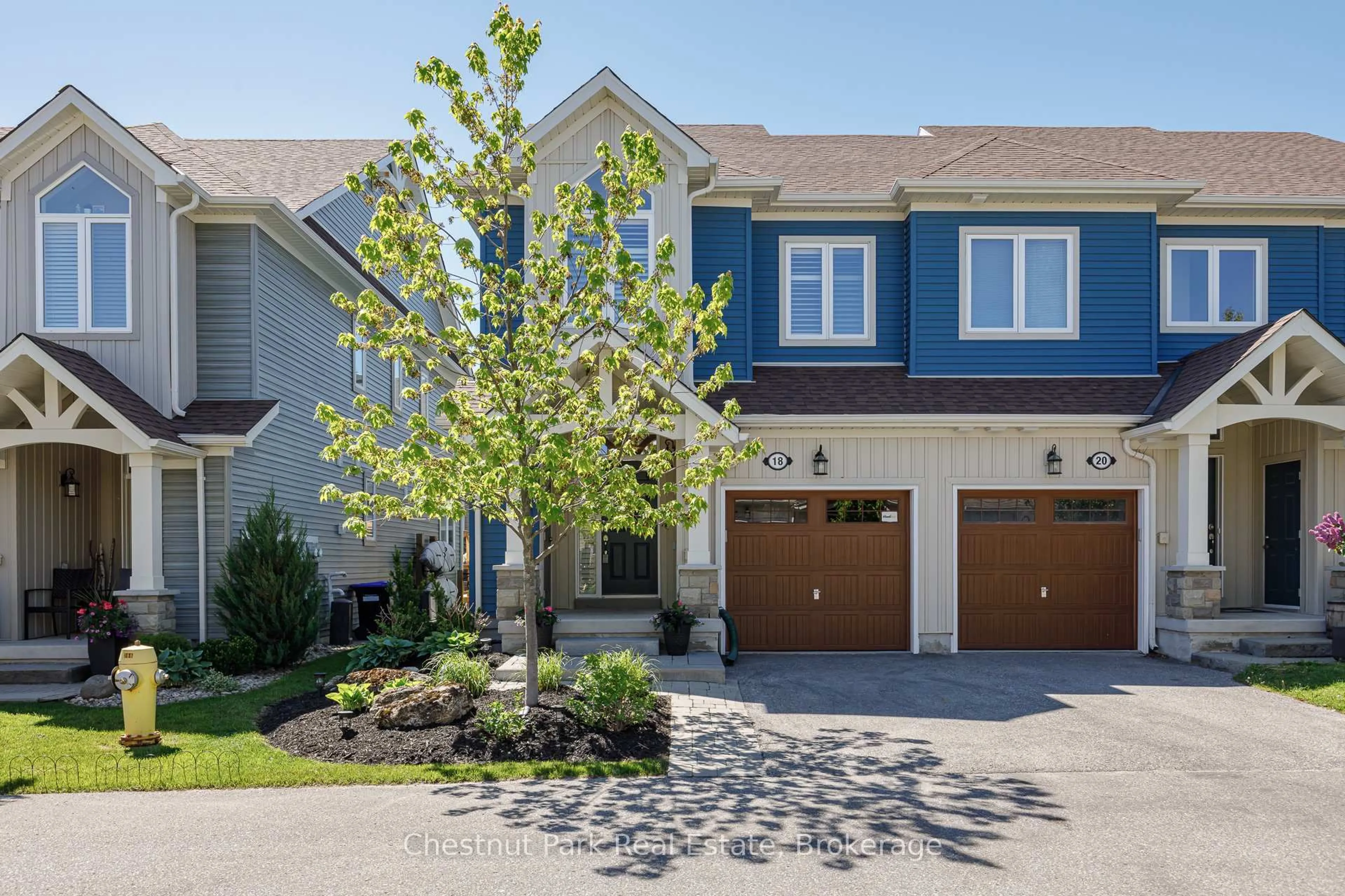 Home with brick exterior material, street for 18 Gregory Ave, Collingwood Ontario L9Y 0Z5