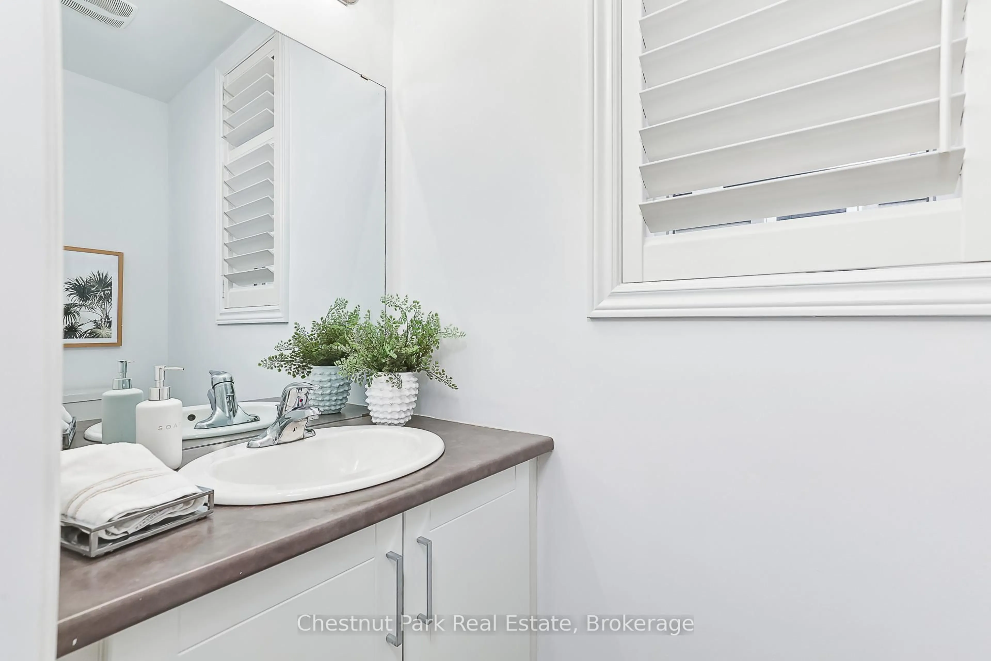Contemporary bathroom, ceramic/tile floor for 18 Gregory Ave, Collingwood Ontario L9Y 0Z5