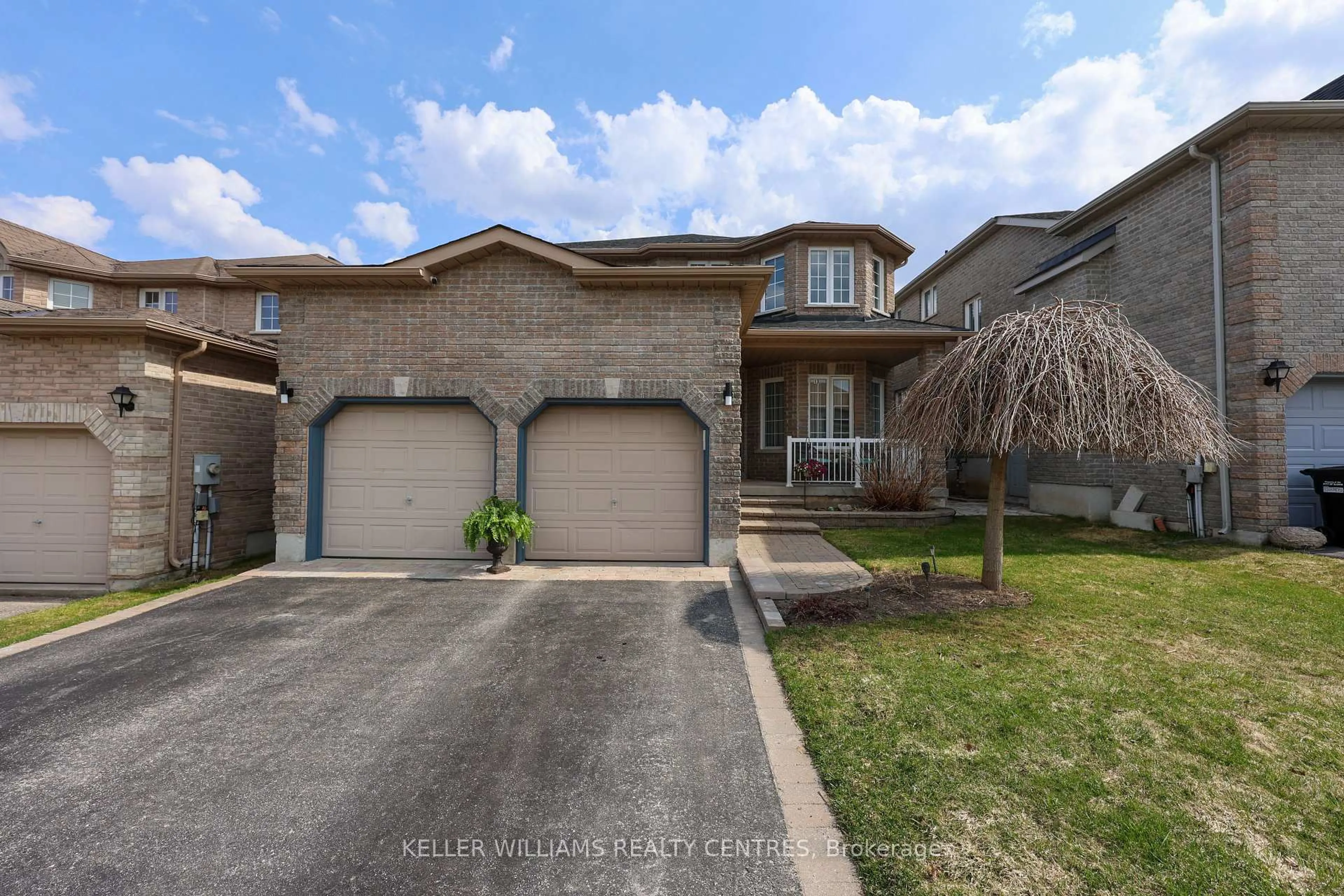 Home with brick exterior material, street for 13 Surrey St, Barrie Ontario L4M 0C5