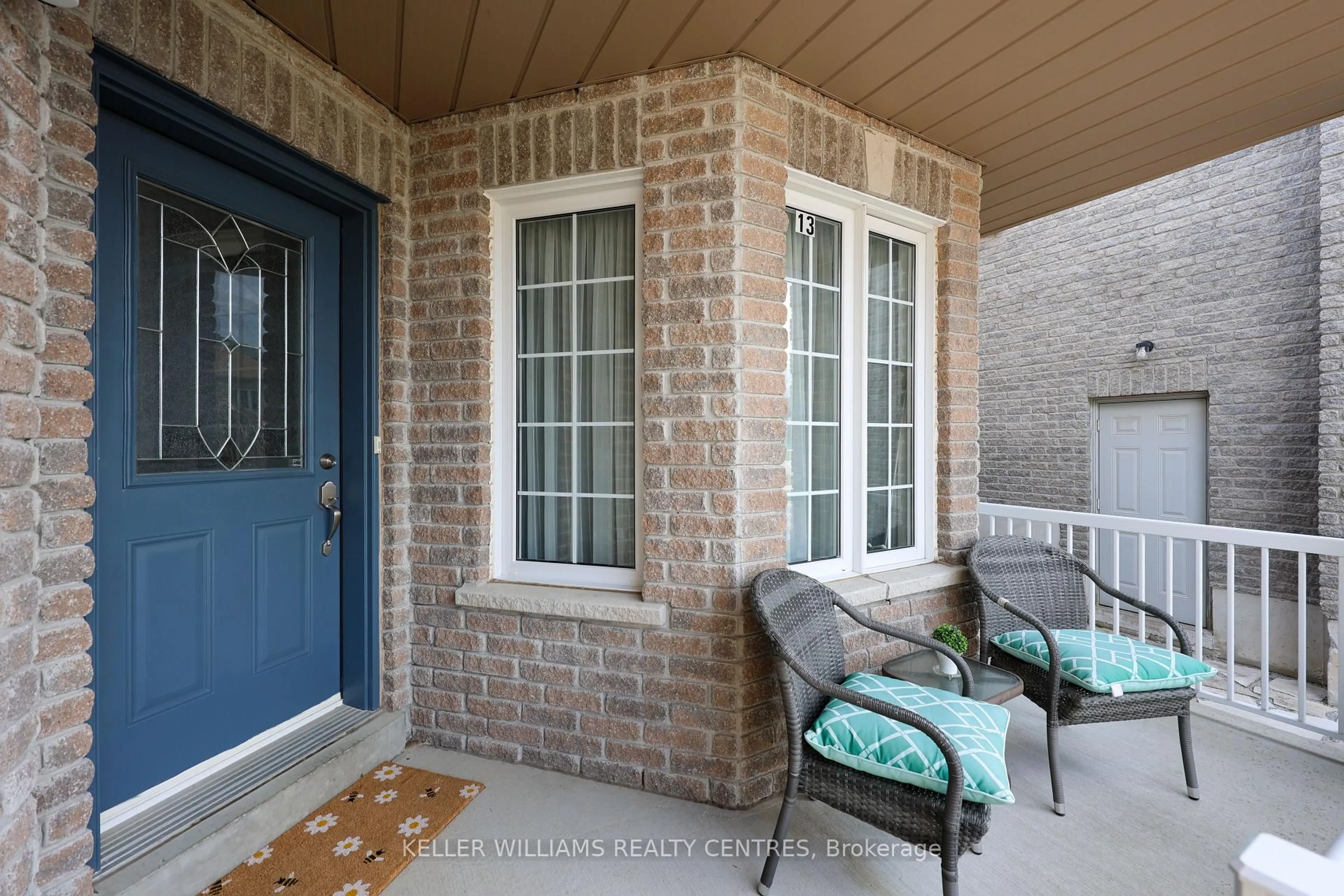 Unknown for 13 Surrey St, Barrie Ontario L4M 0C5