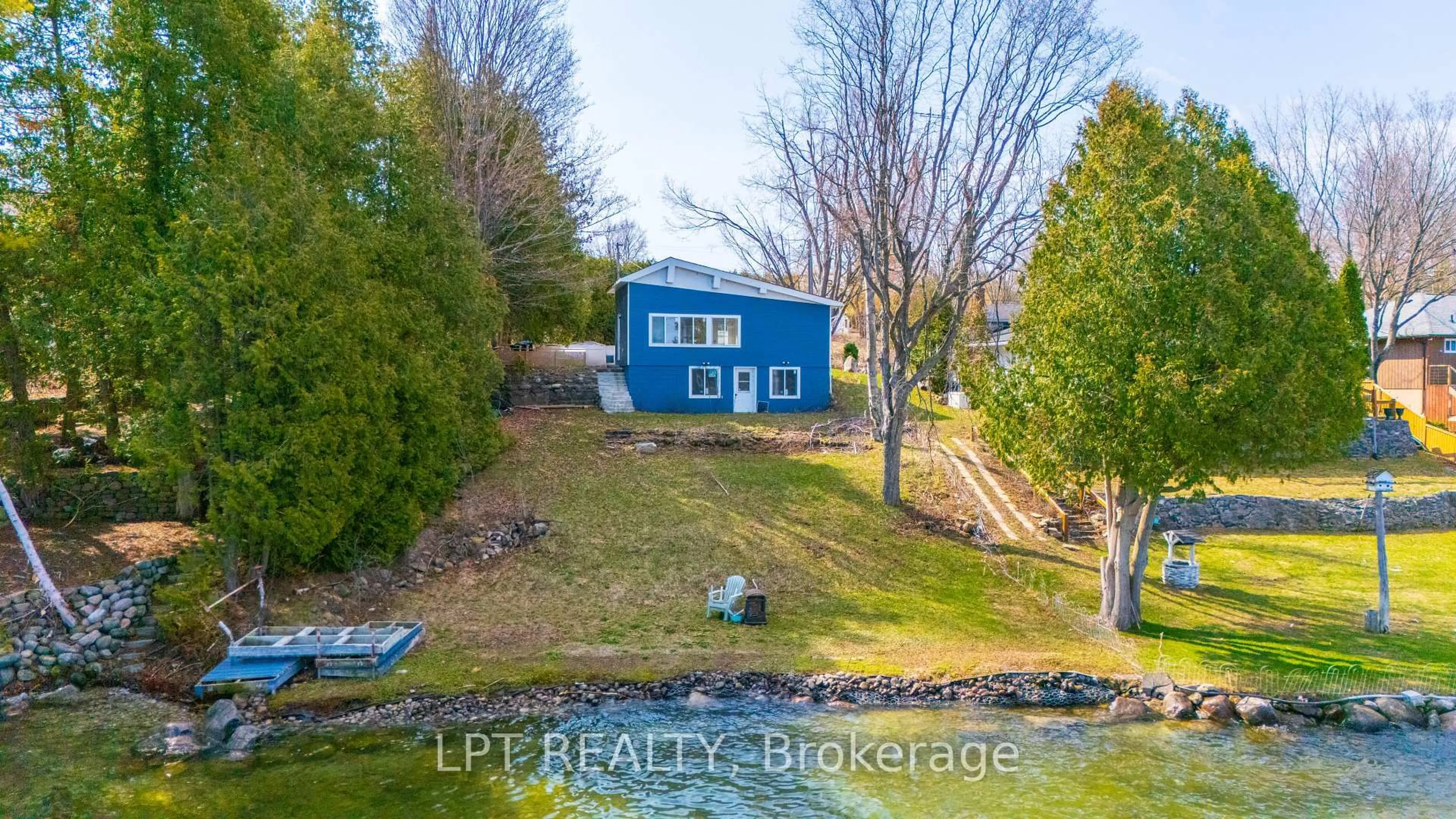 A pic from outside/outdoor area/front of a property/back of a property/a pic from drone, water/lake/river/ocean view for 47 Moon Point Dr, Oro-Medonte Ontario L3V 0R8