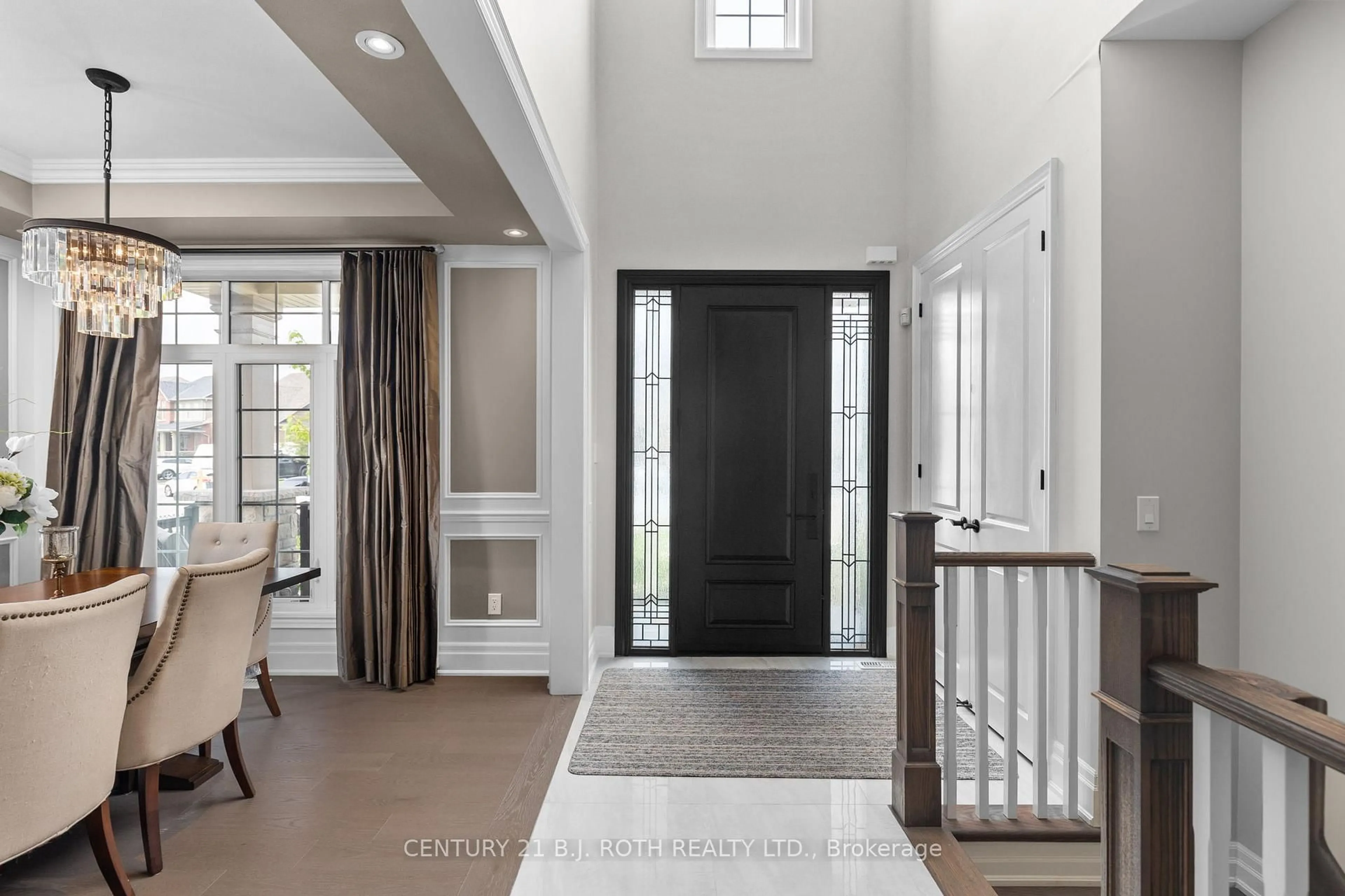 Indoor entryway for 3 Cameron St, Springwater Ontario L9X 0S6