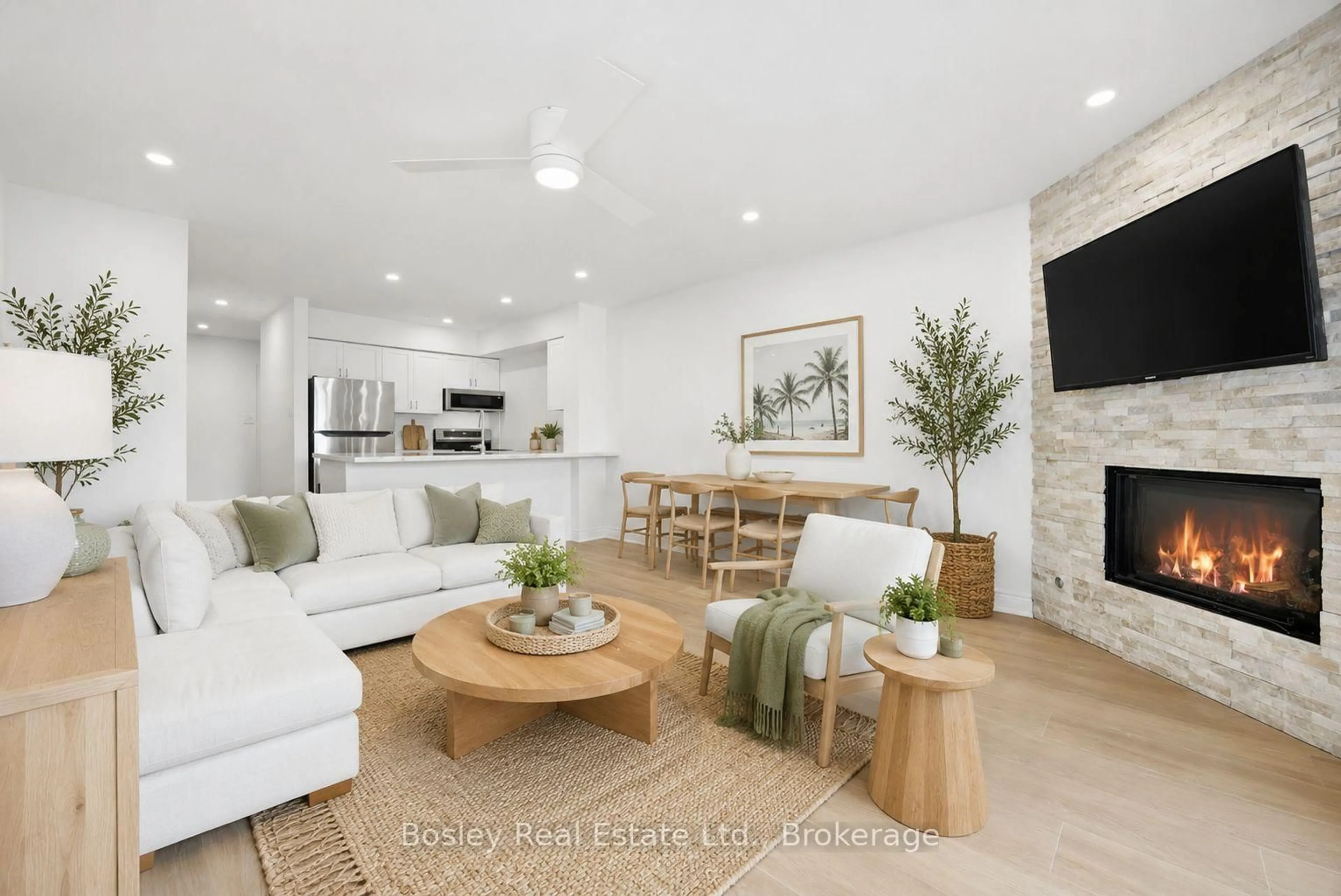 Living room with furniture, unknown for 348 Mariners Way, Collingwood Ontario L9Y 5C7