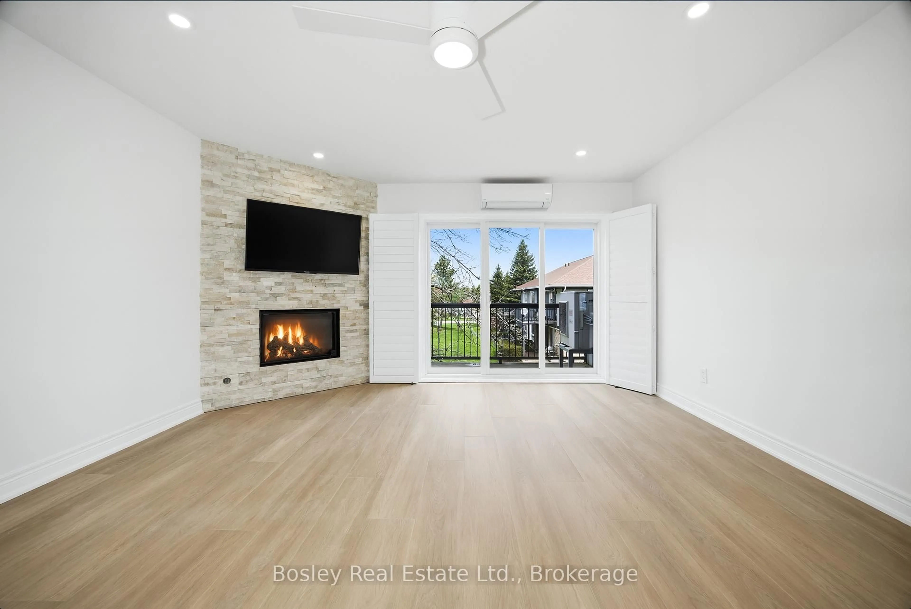 Unknown for 348 Mariners Way, Collingwood Ontario L9Y 5C7