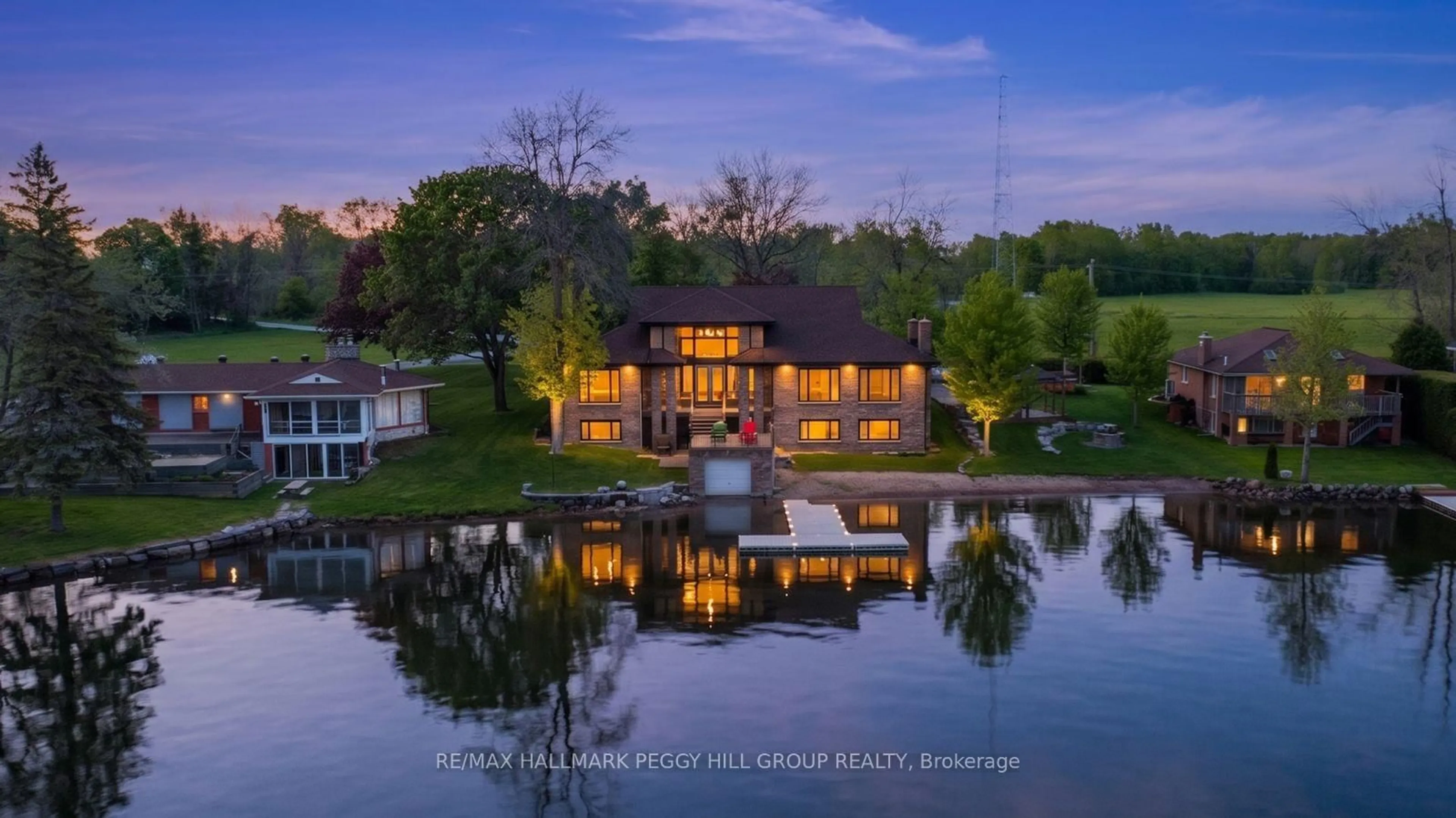 A pic from outside/outdoor area/front of a property/back of a property/a pic from drone, water/lake/river/ocean view for 3686 Portage Bay Rd, Ramara Ontario L0K 2B0