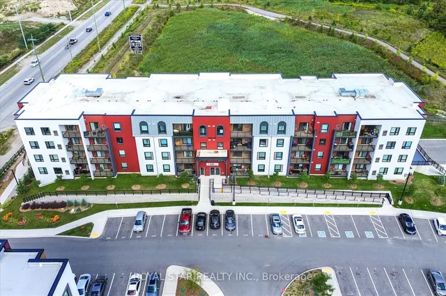 1 Chef Lane #401, Barrie 4