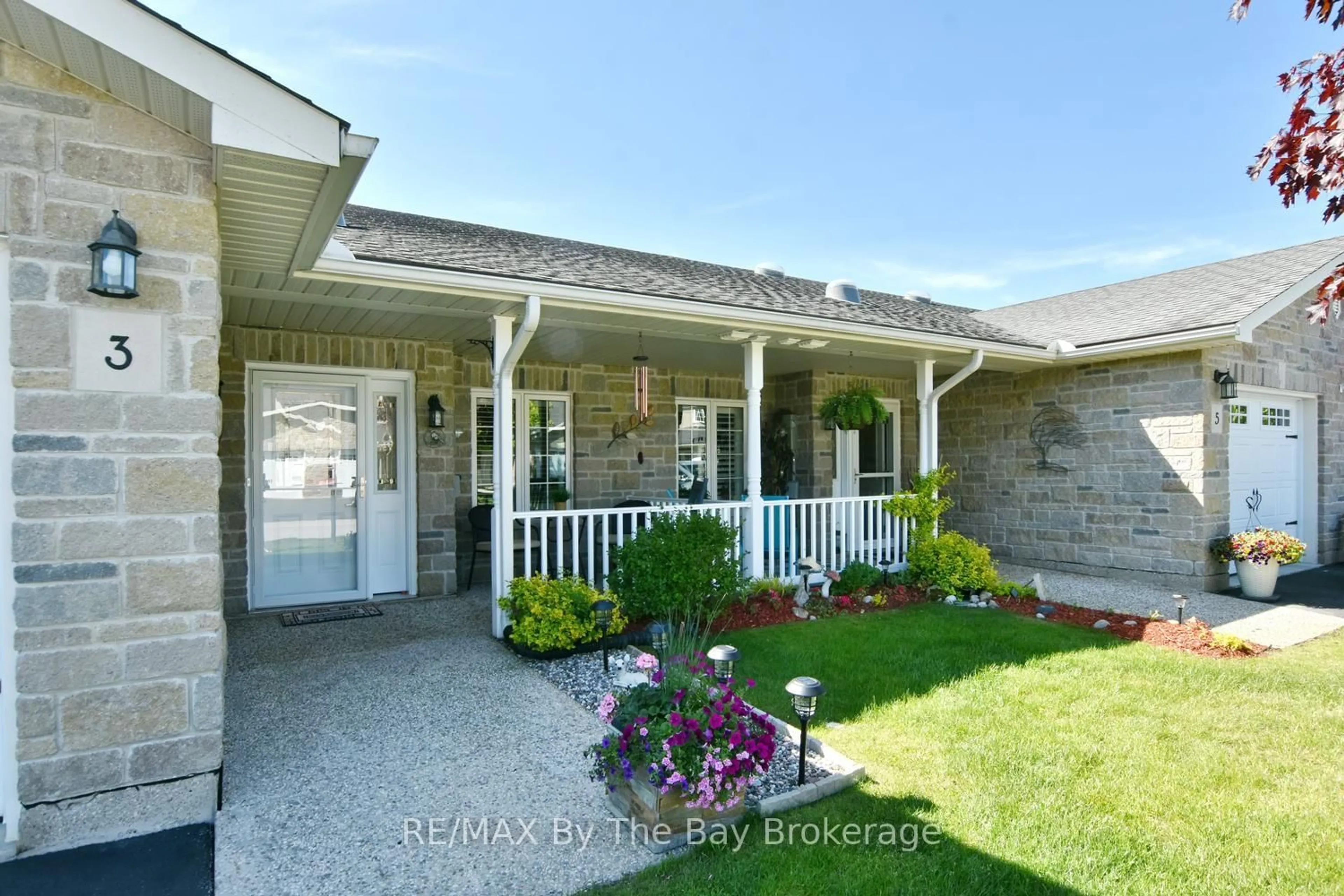 Unknown for 3 Garden Grove Cres, Wasaga Beach Ontario L9Z 0E6