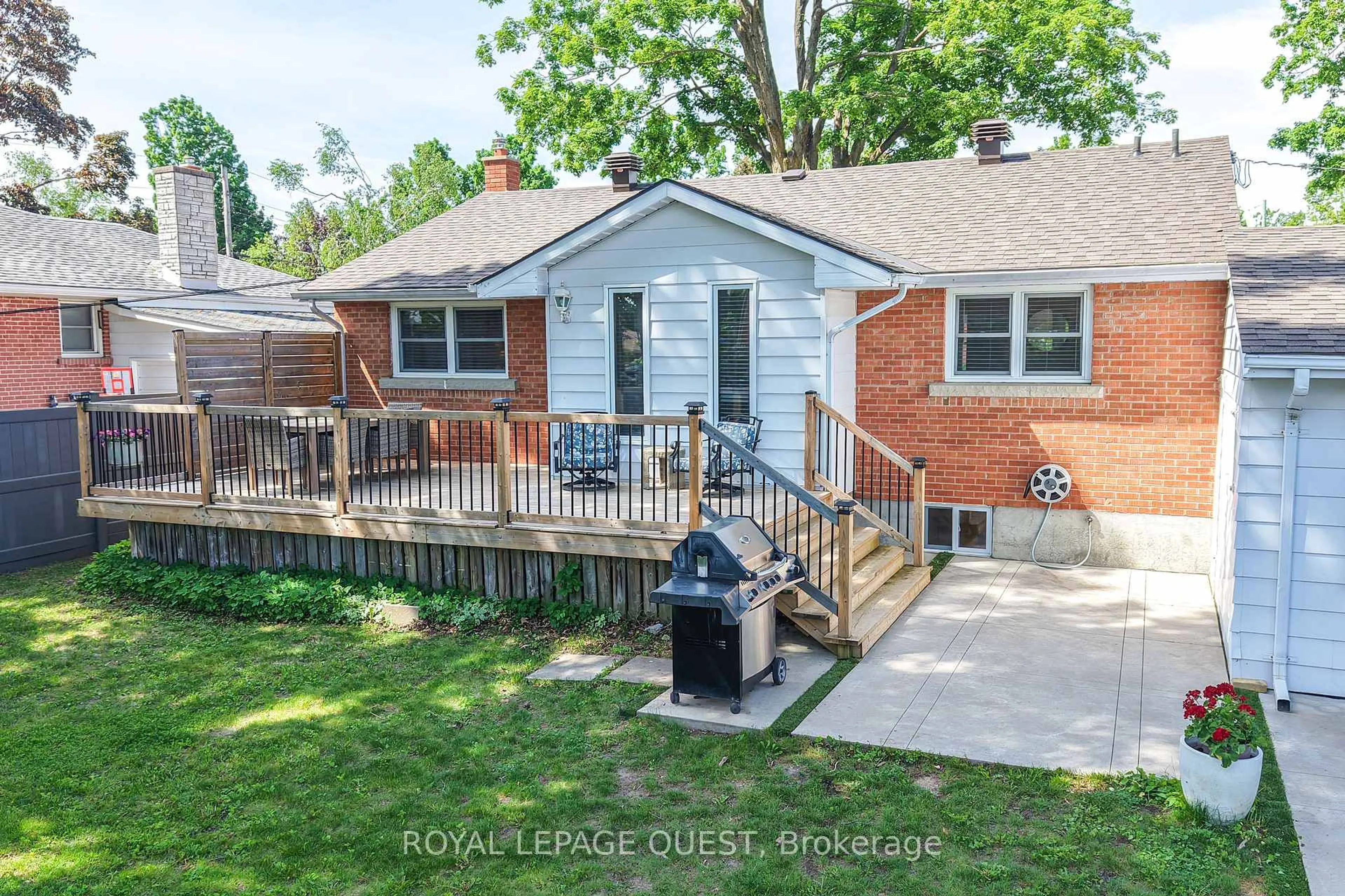 Home with brick exterior material, street for 8 Dalton Cres, Orillia Ontario L3V 5J5