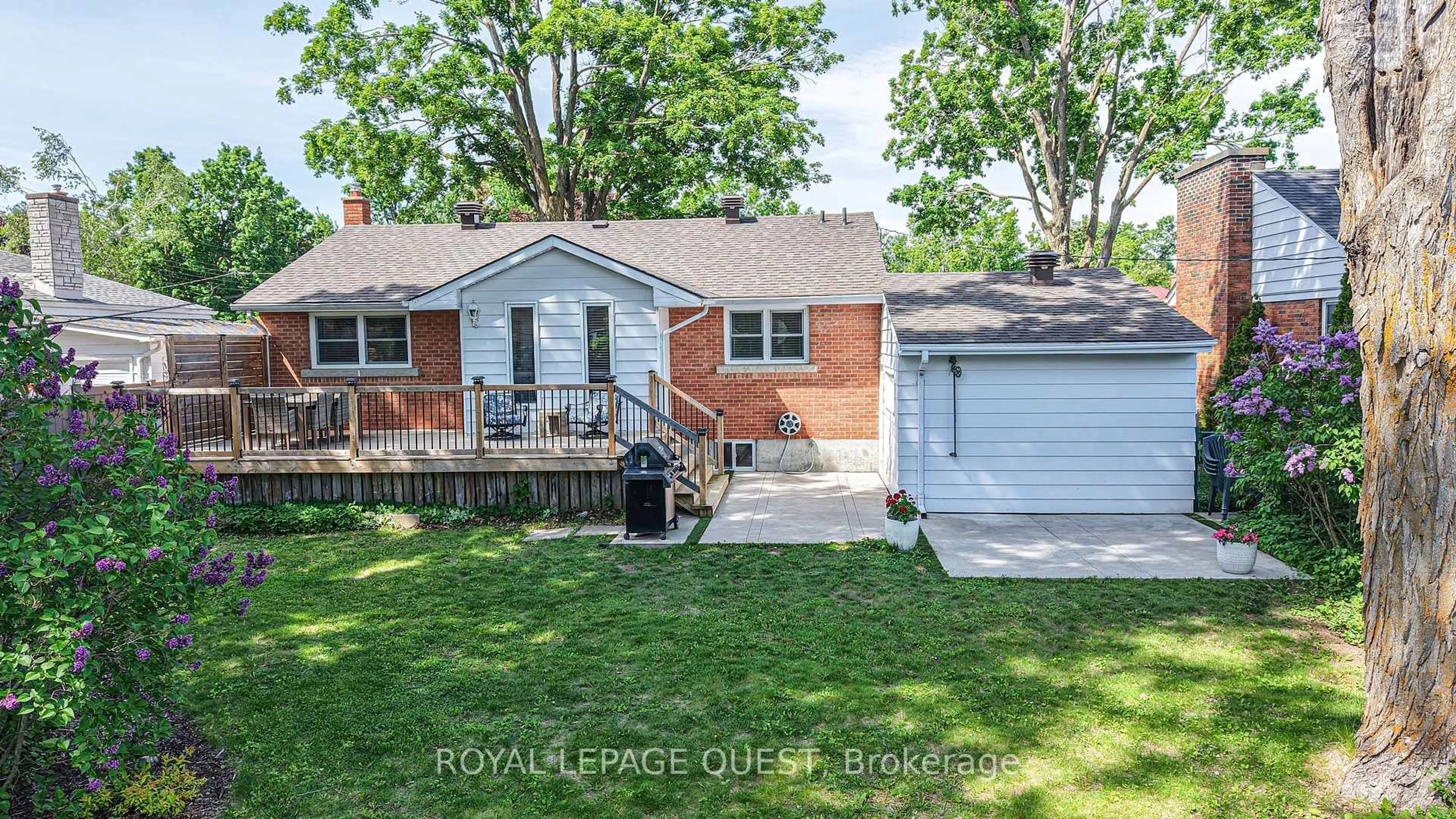 Unknown for 8 Dalton Cres, Orillia Ontario L3V 5J5