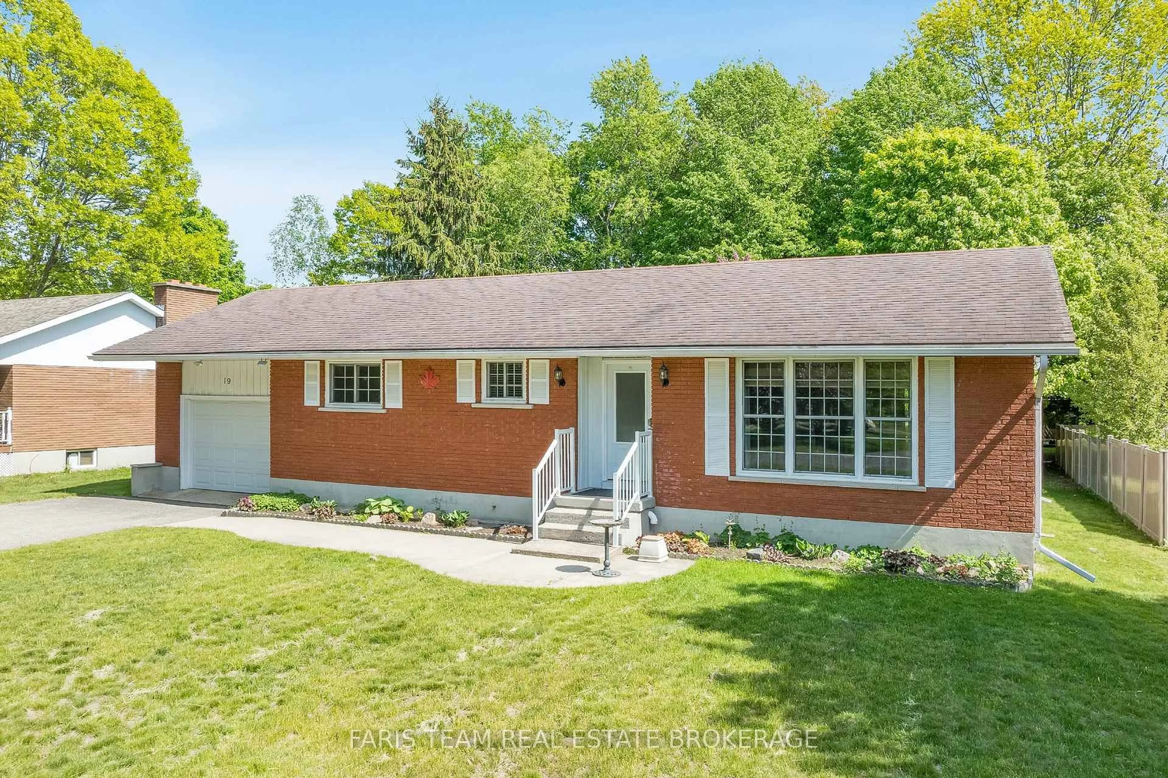 Unknown for 19 Maplegate Rd, Tiny Ontario L0L 2T0