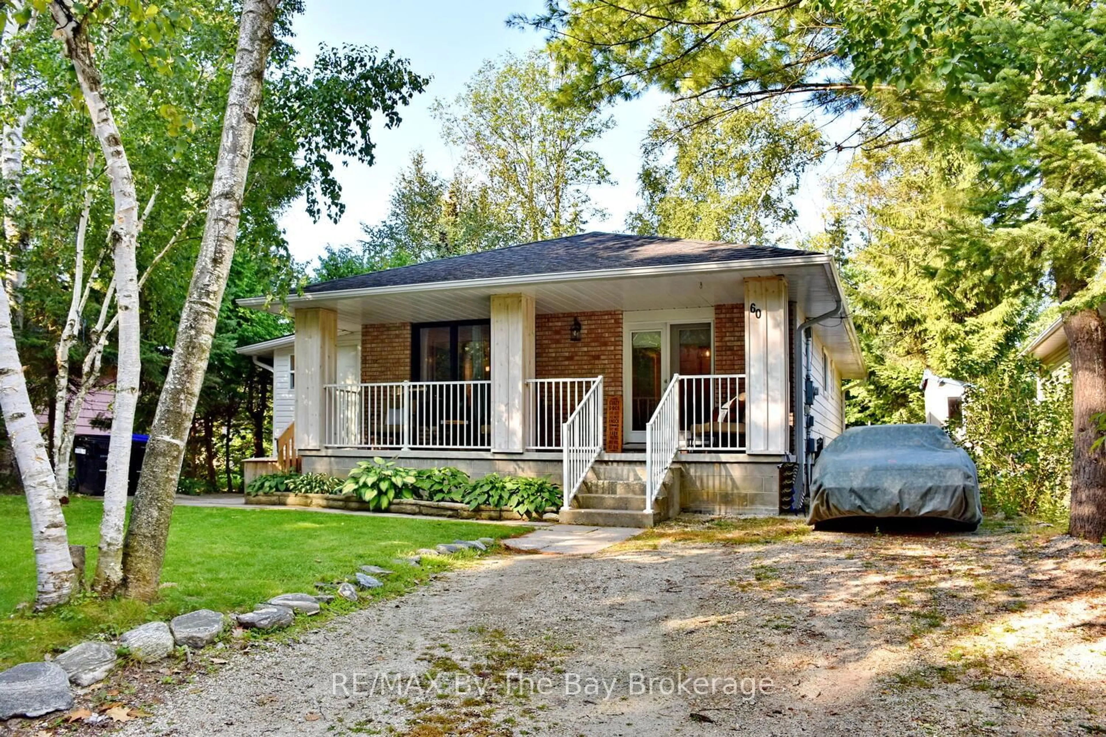 Unknown for 60 57th St, Wasaga Beach Ontario L9Z 1W5