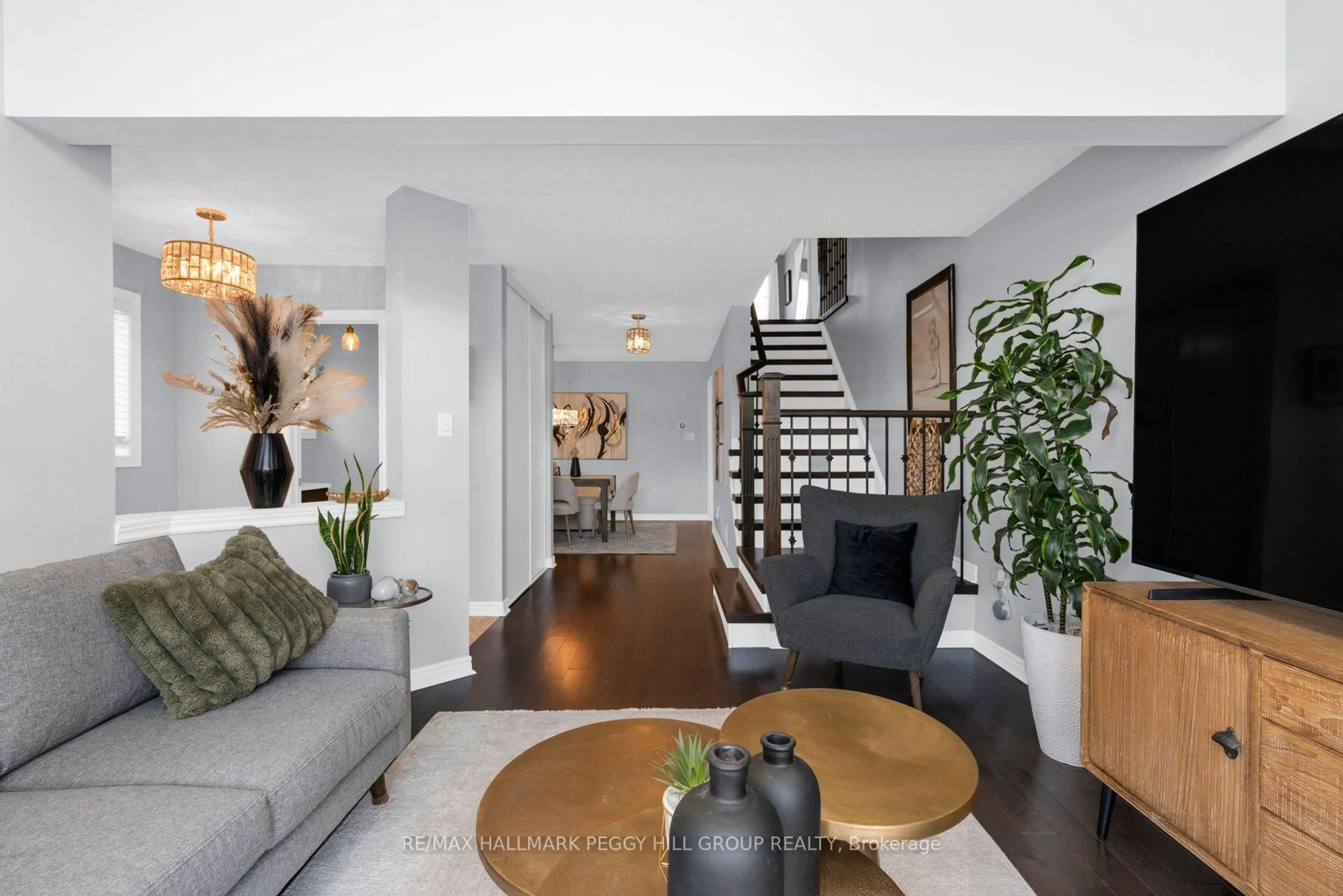 Living room with furniture, unknown for 15 Brookwood Dr, Barrie Ontario L4N 0Z1