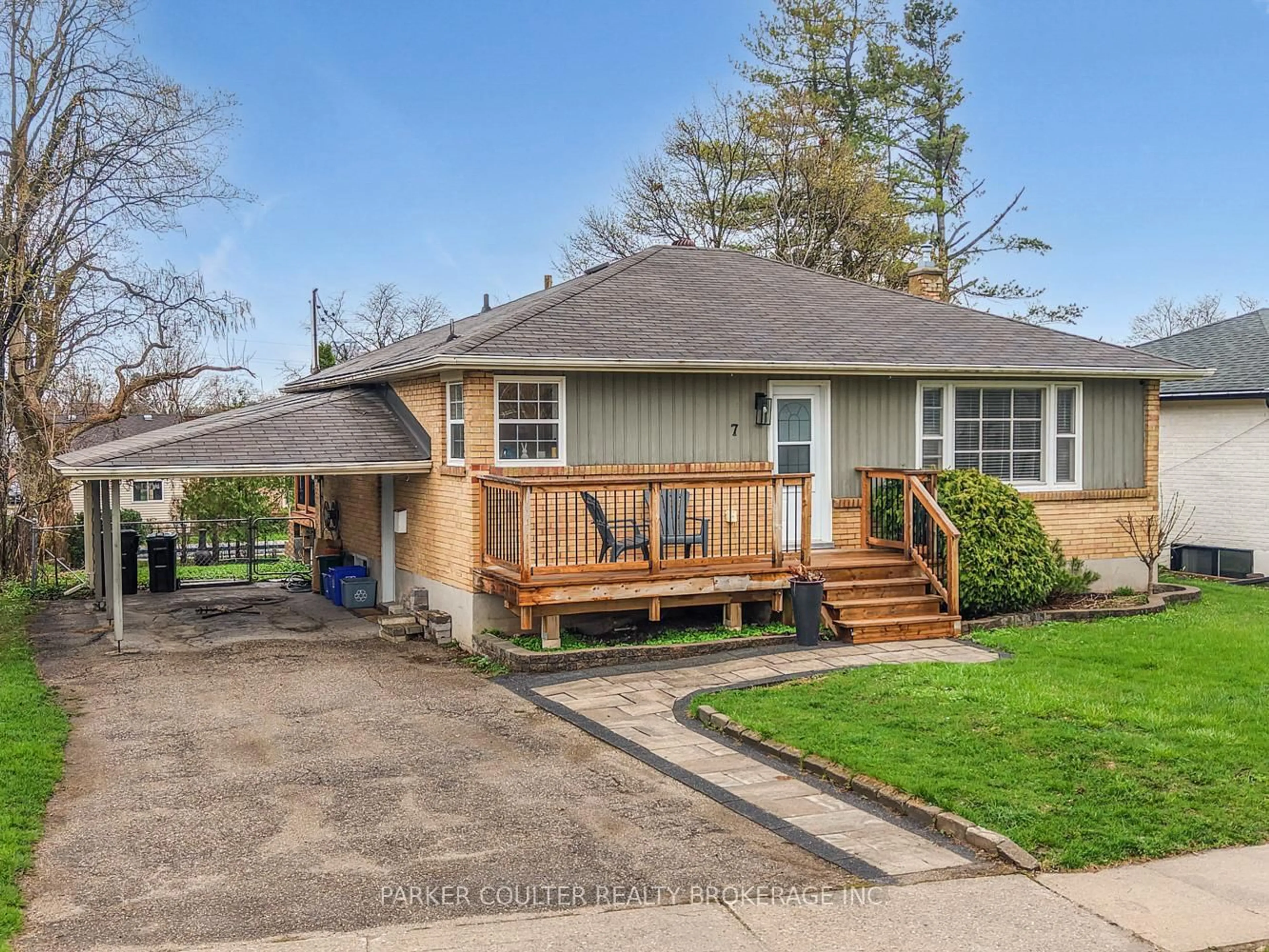 Unknown for 7 Oakley Park Sq, Barrie Ontario L4M 2J9
