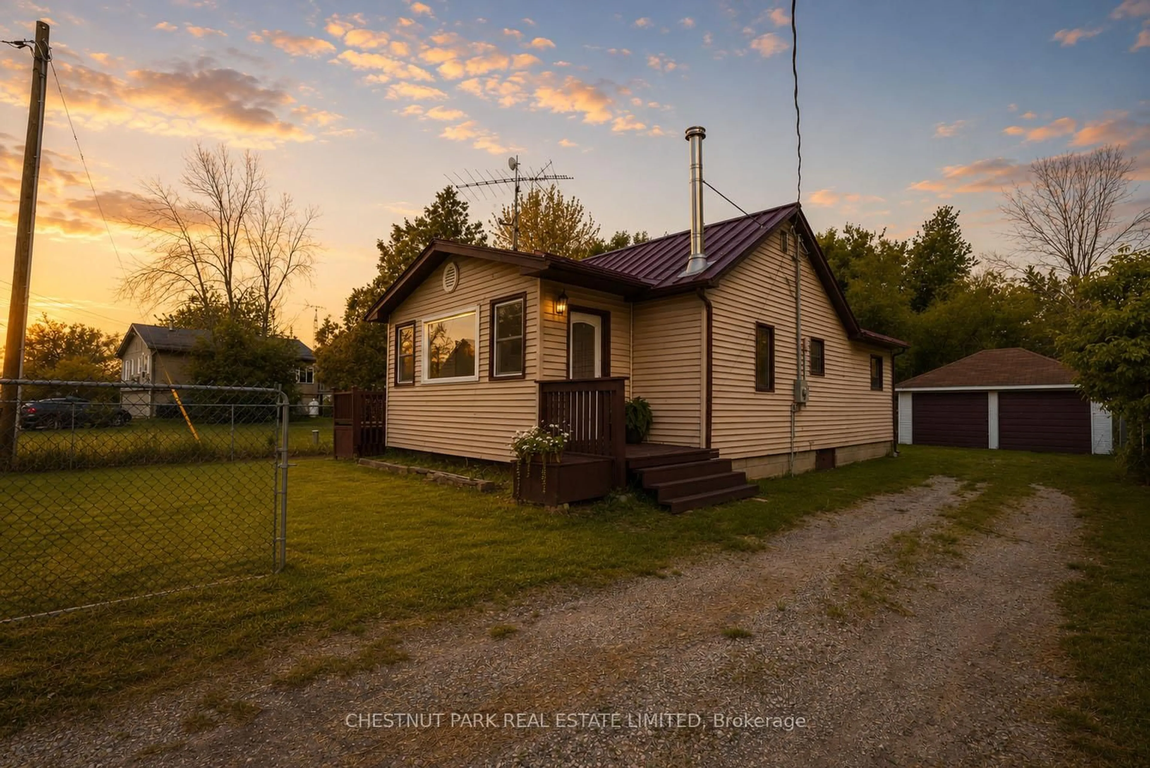 A pic from outside/outdoor area/front of a property/back of a property/a pic from drone, building for 1125 Ramara Road 47 Rd, Ramara Ontario L0K 1B0
