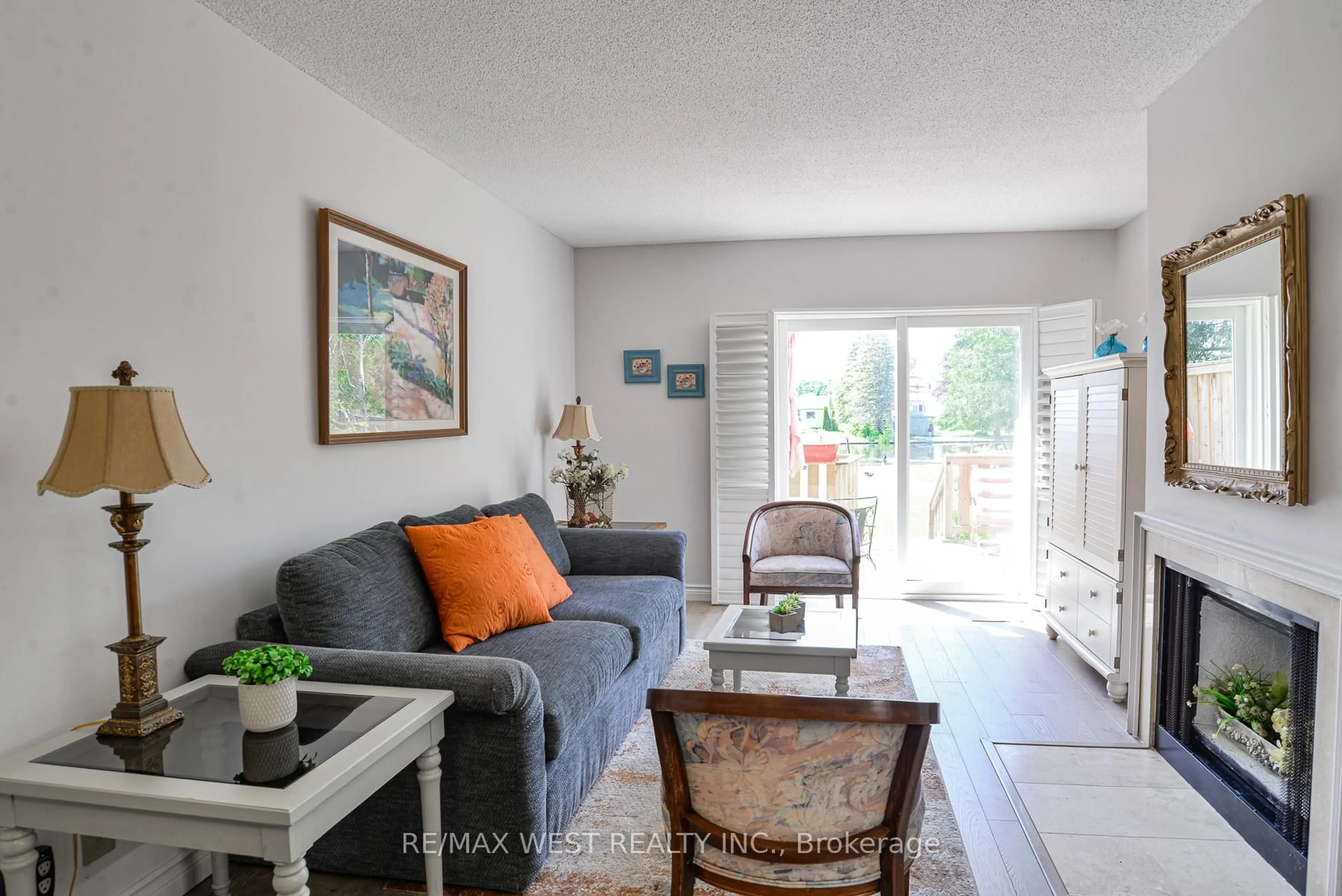 Living room with furniture, unknown for 60 Laguna Pkwy #16, Ramara Ontario L0K 1B0