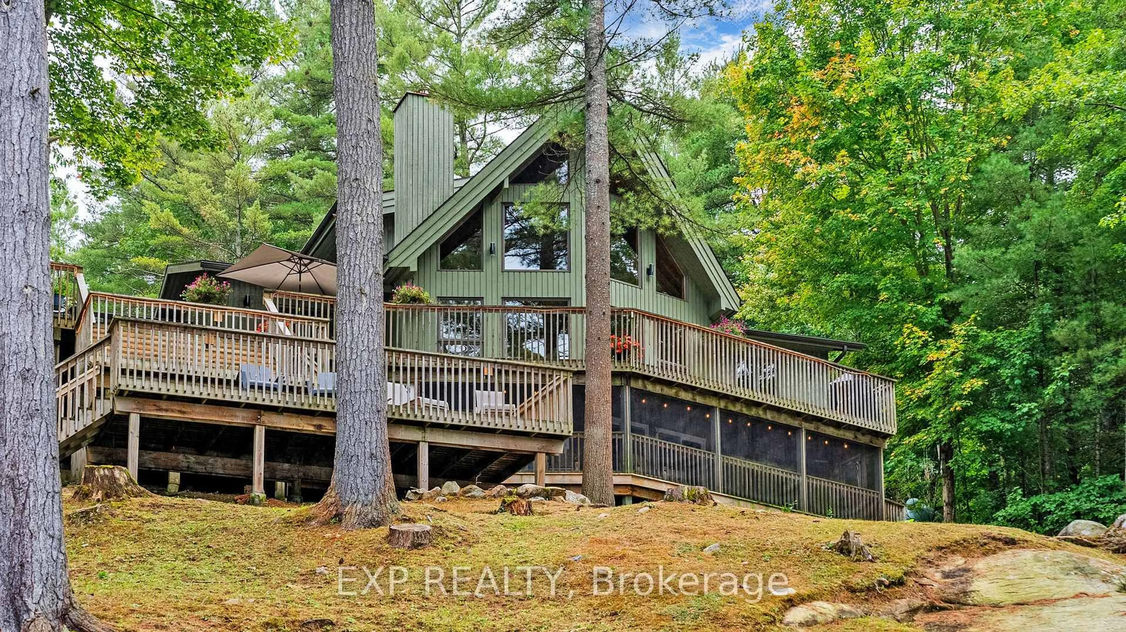 A pic from outside/outdoor area/front of a property/back of a property/a pic from drone, water/lake/river/ocean view for 3413 FLAT RAPIDS Lane, Severn Ontario L0K 1E0