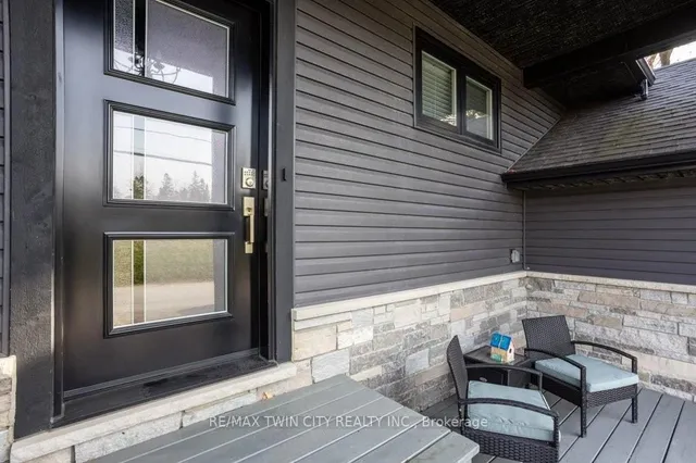 30 Lakeshore Rd, Wasaga Beach 4
