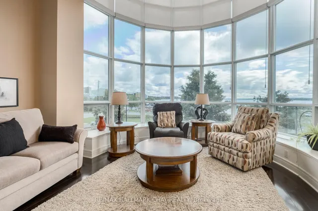 2 Toronto St #310, Barrie 4