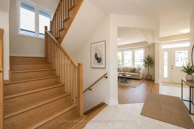 4 Hampton Lane, Barrie 5