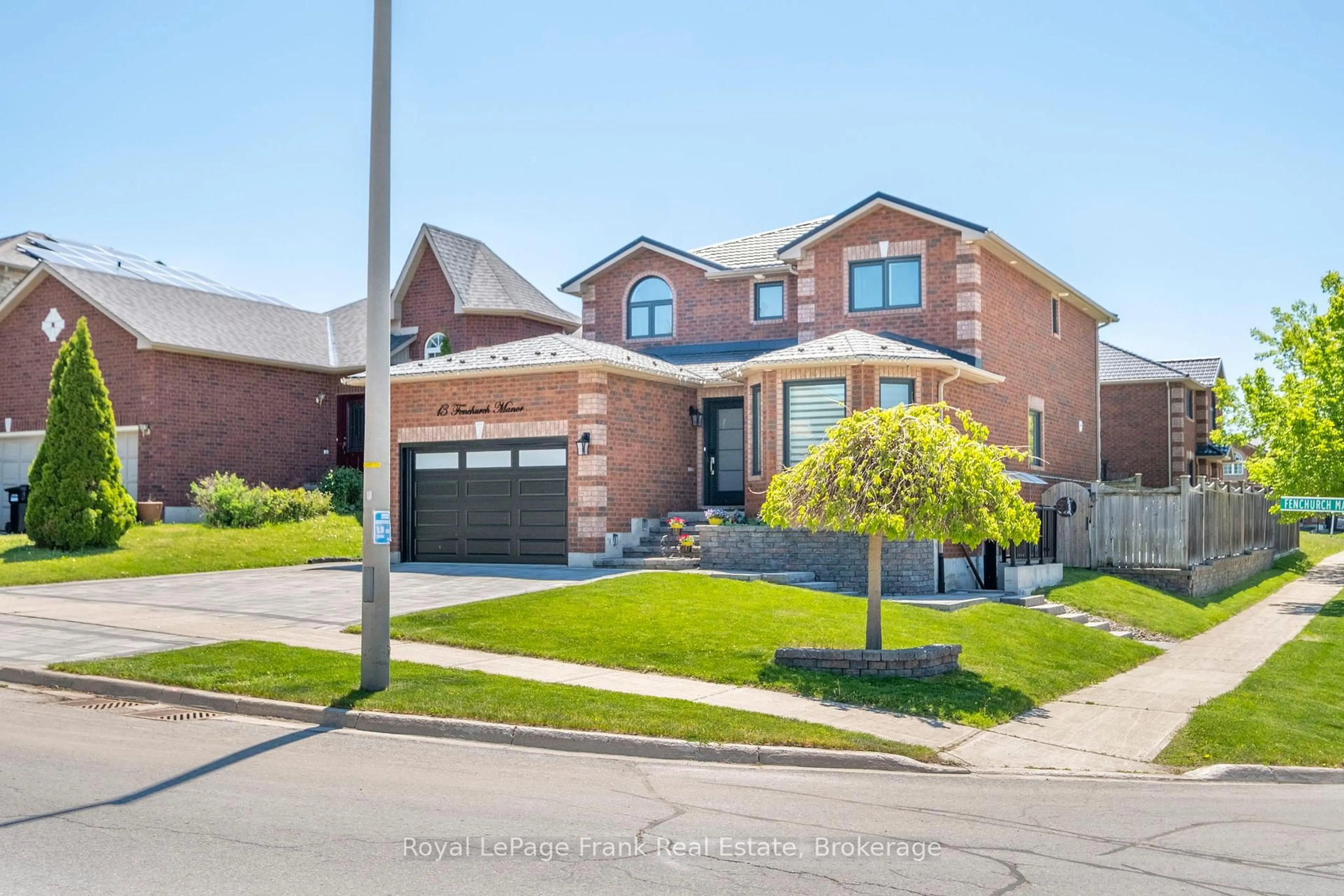 Home with brick exterior material, street for 13 Fenchurch Manr, Barrie Ontario L4N 5X7