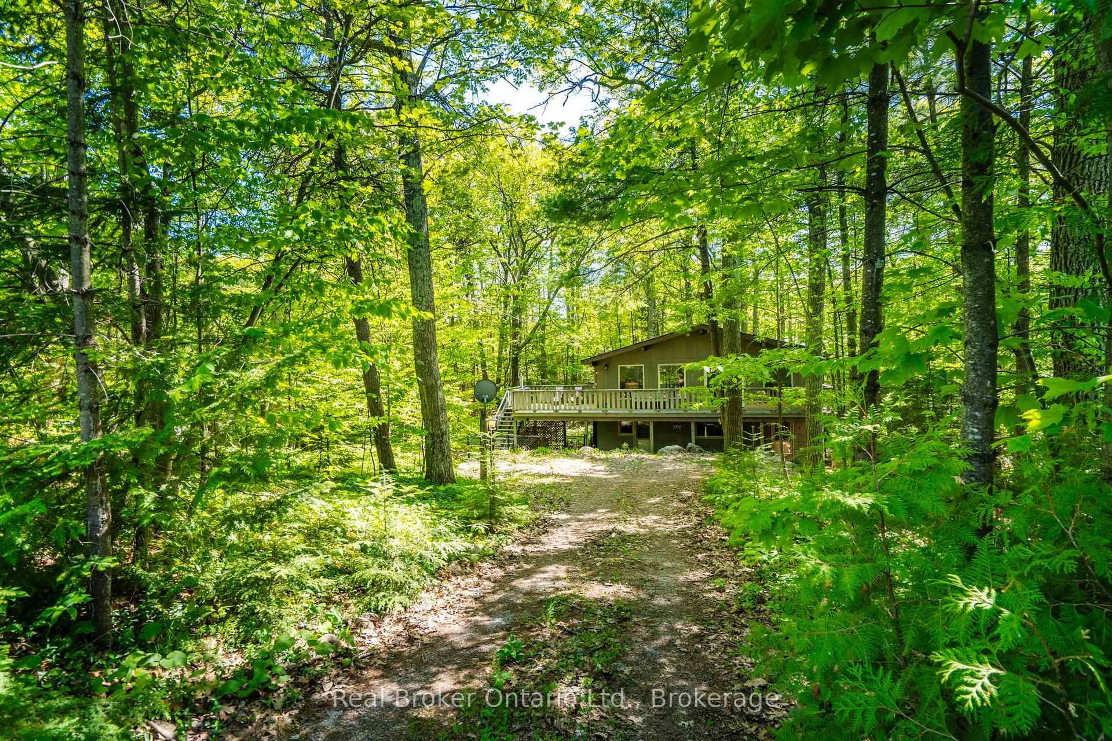 Unknown for 208 Desroches Tr, Tiny Ontario L9M 0H9