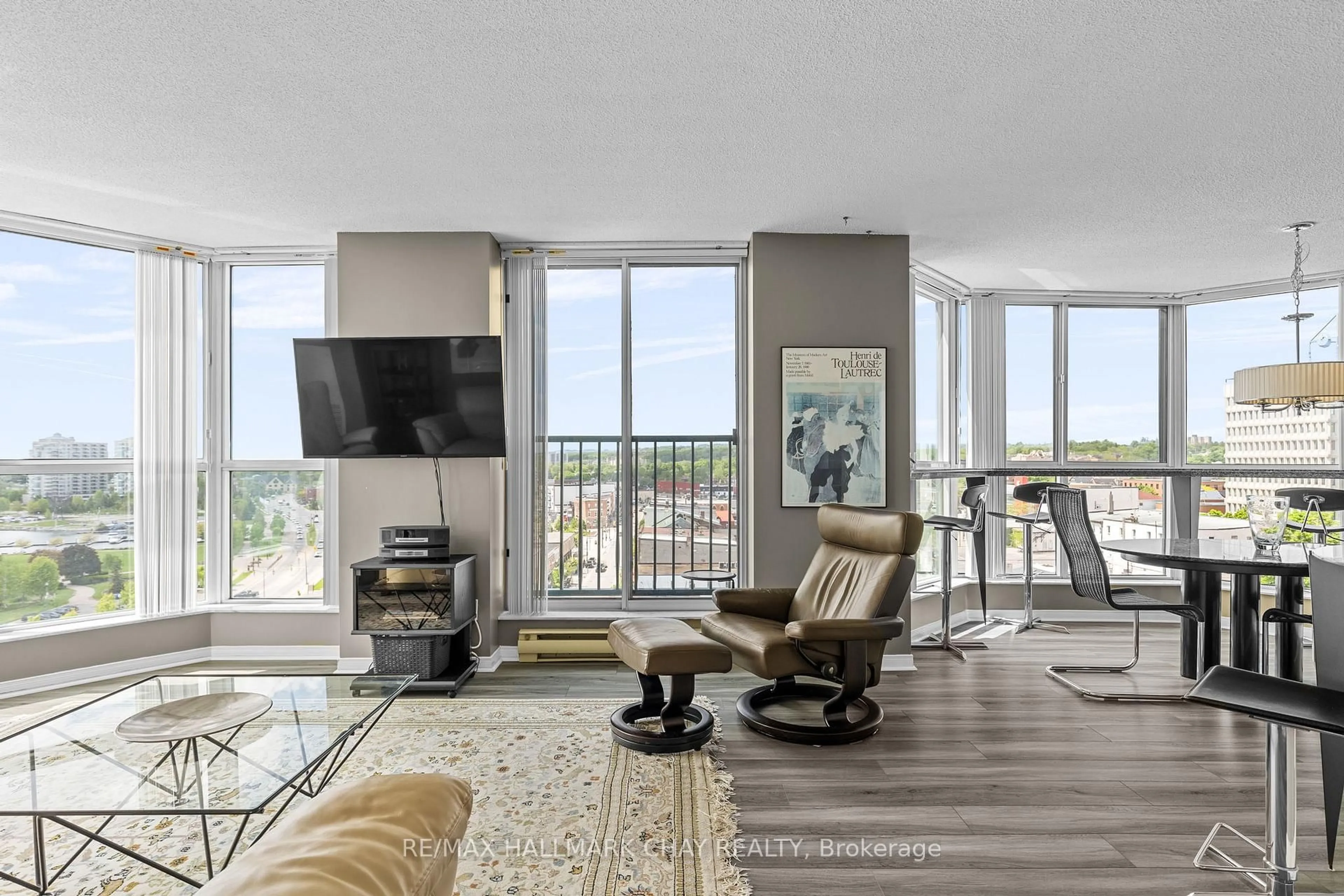 Living room with furniture, unknown for 140 Dunlop St #906, Barrie Ontario L4M 6H9