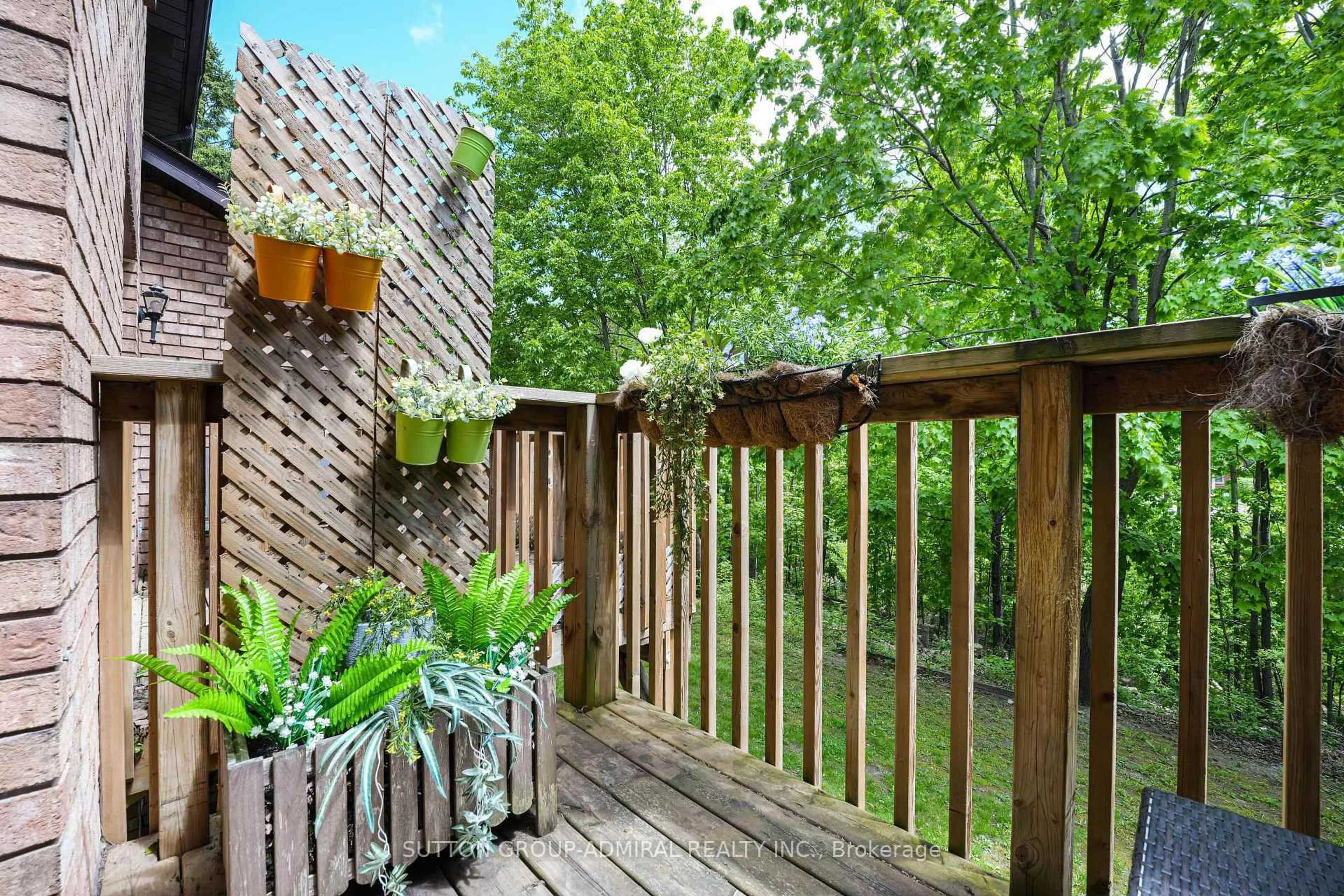 Patio, forest/trees view for 16 Evergreen Crt #59, Barrie Ontario L4N 6W7