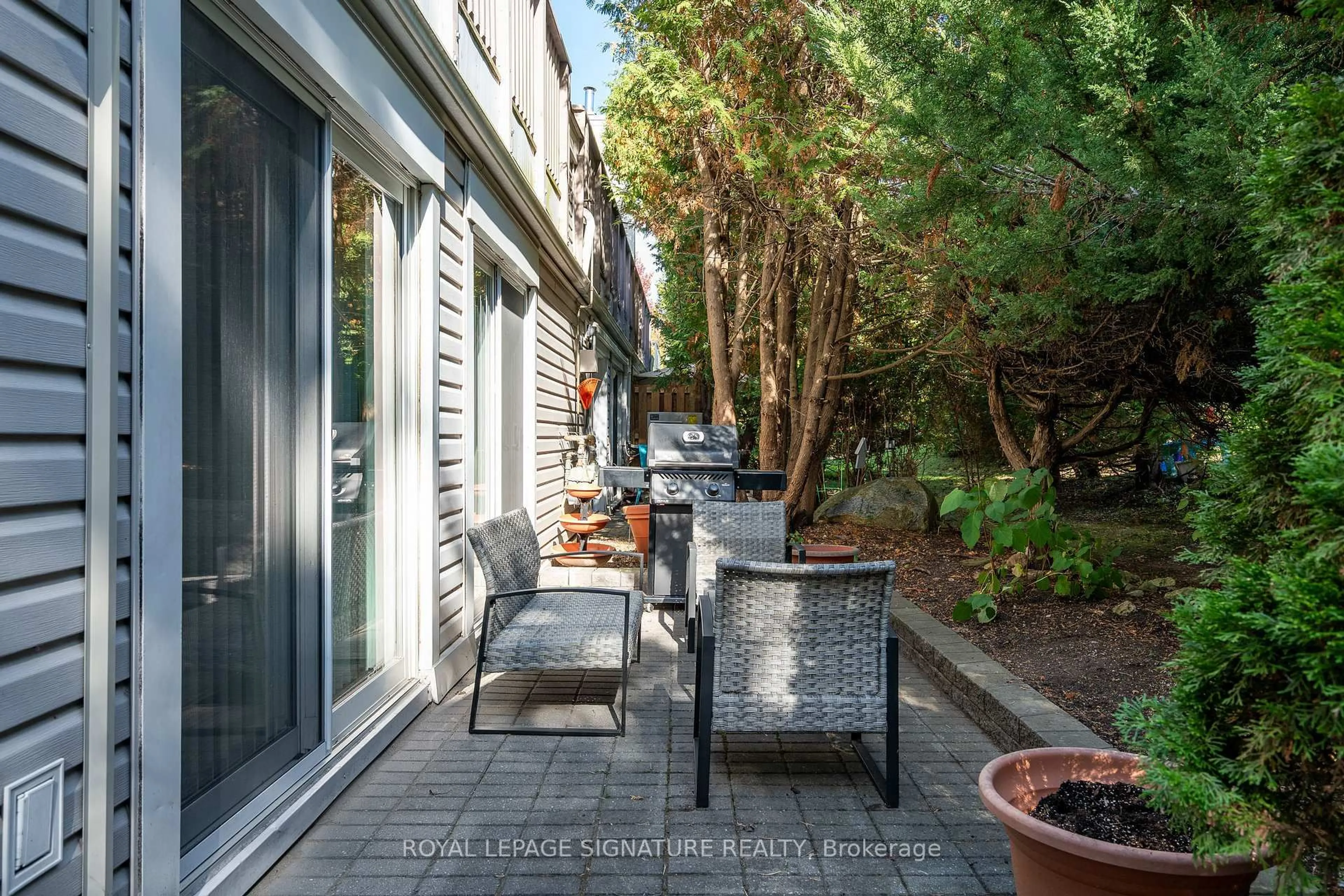 Patio, street for 49 Trott Blvd #179, Collingwood Ontario L9Y 5B8