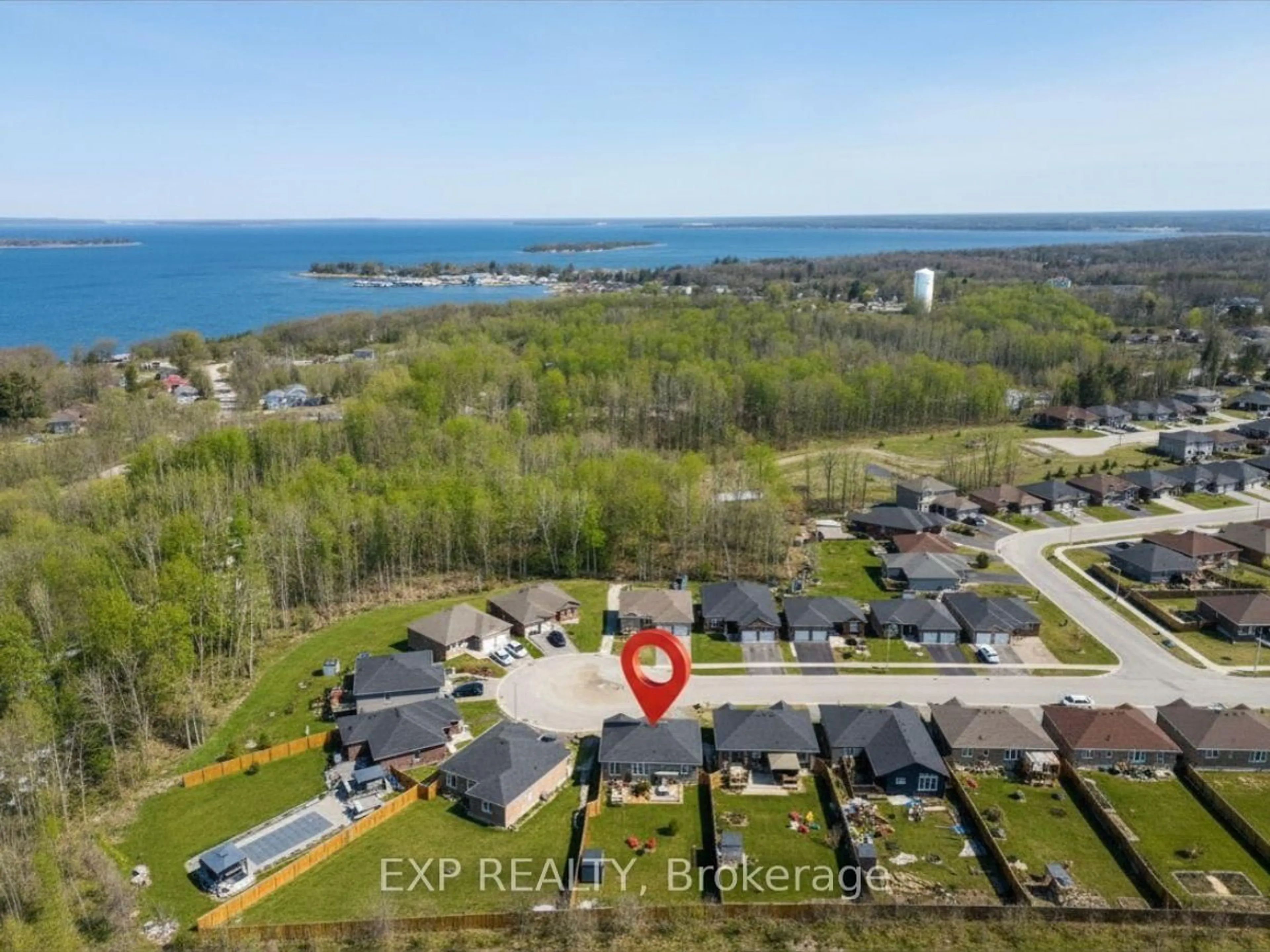 A pic from outside/outdoor area/front of a property/back of a property/a pic from drone, water/lake/river/ocean view for 51 Hunter Ave, Tay Ontario L0K 2A0