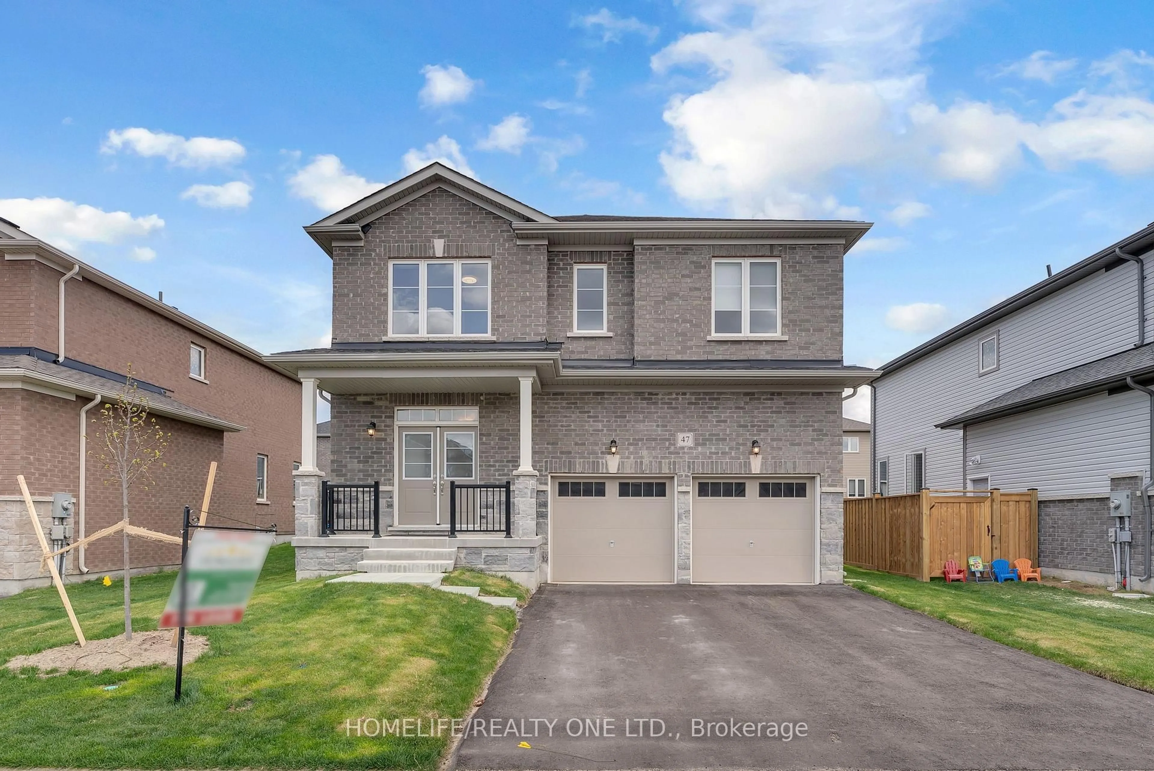 Home with brick exterior material, street for 47 Autumn Dr, Wasaga Beach Ontario L9Z 0K7