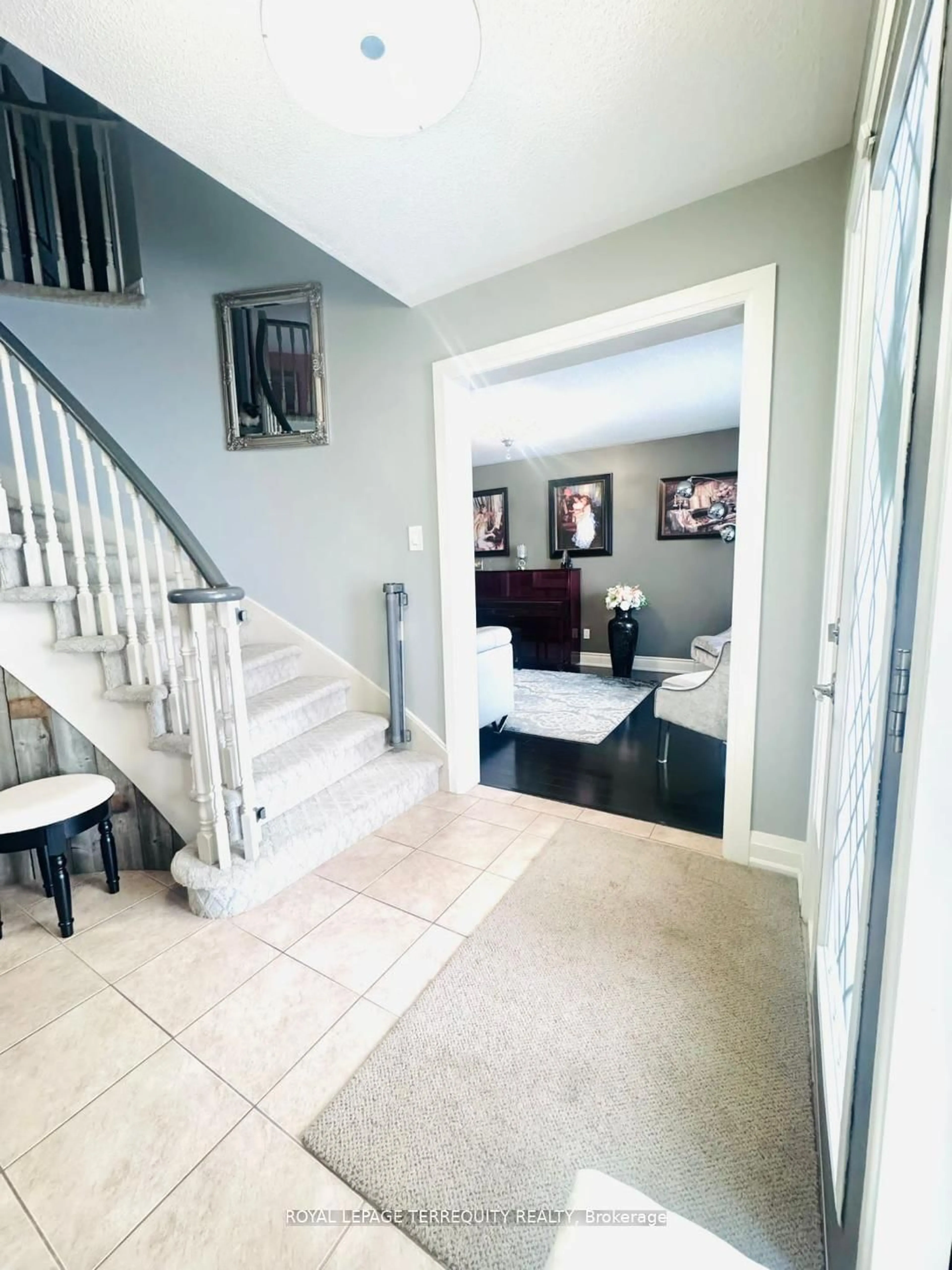 Unknown for 25 Jagges Dr, Barrie Ontario L4N 0W9