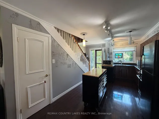 1 Paradise Blvd #11, Ramara 5