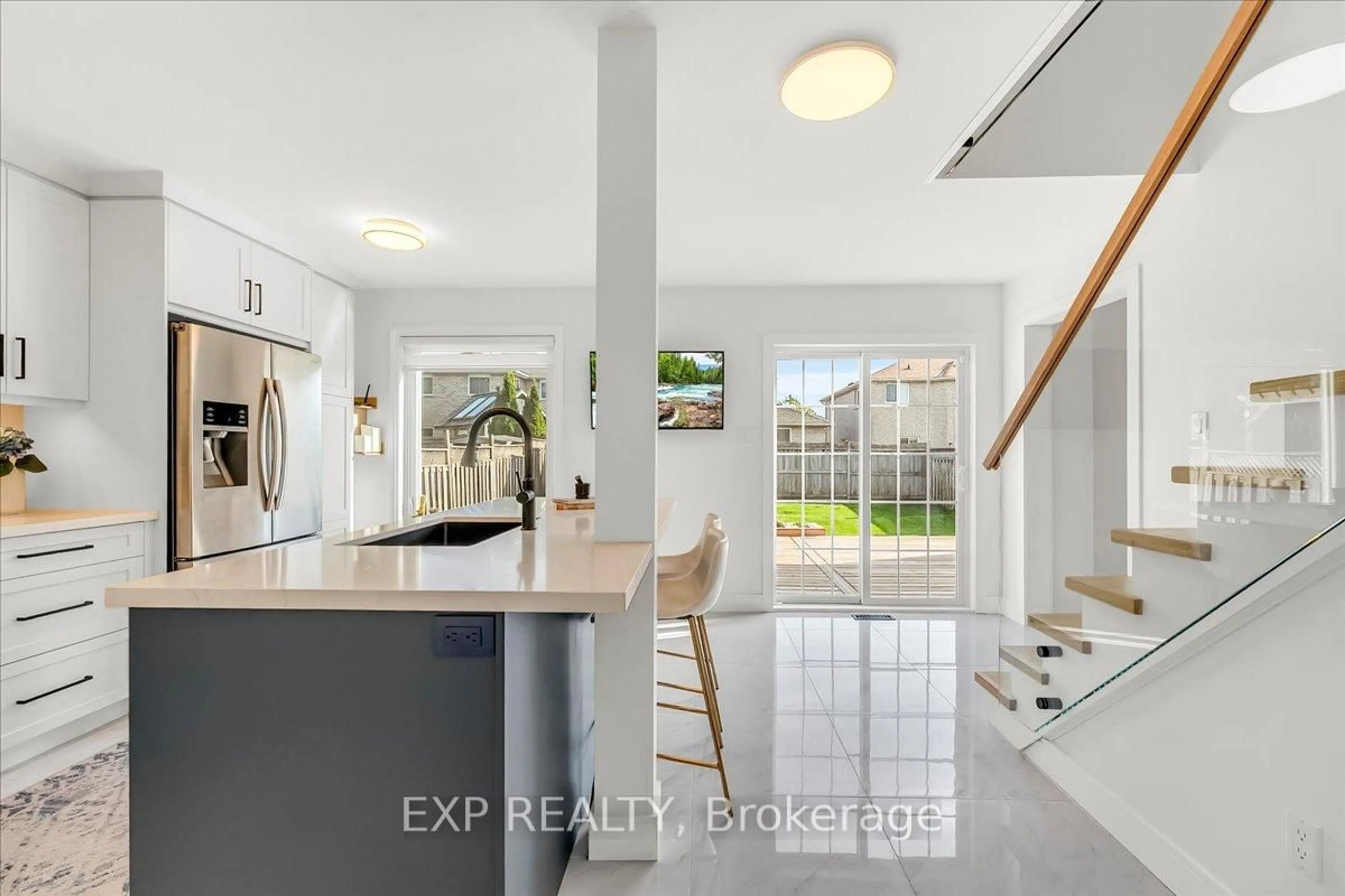 Open concept kitchen, ceramic/tile floor for 57 Dean Ave, Barrie Ontario L4N 0C2