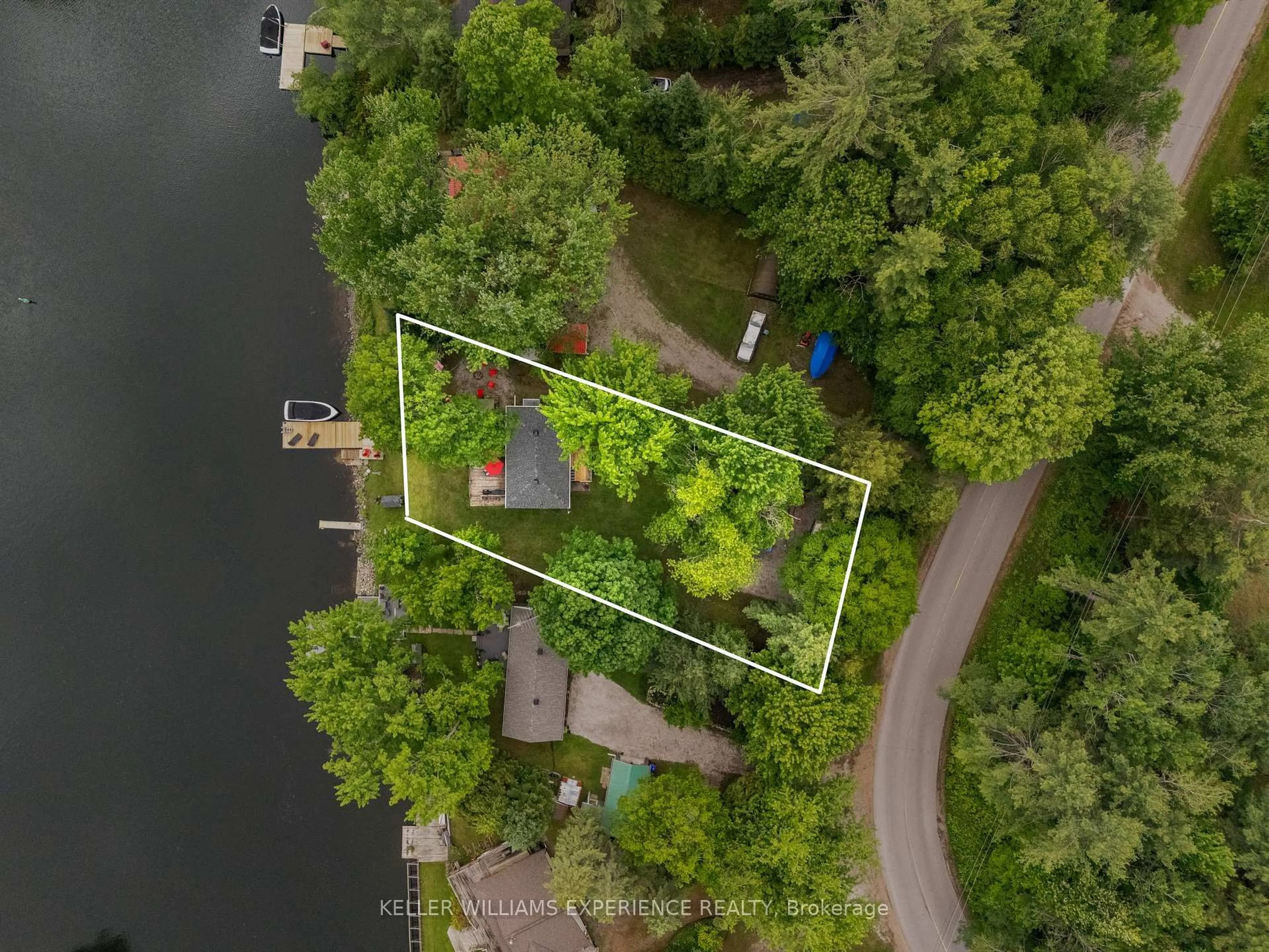 A pic from outside/outdoor area/front of a property/back of a property/a pic from drone, water/lake/river/ocean view for 4274 Canal Rd, Severn Ontario L0K 2B0