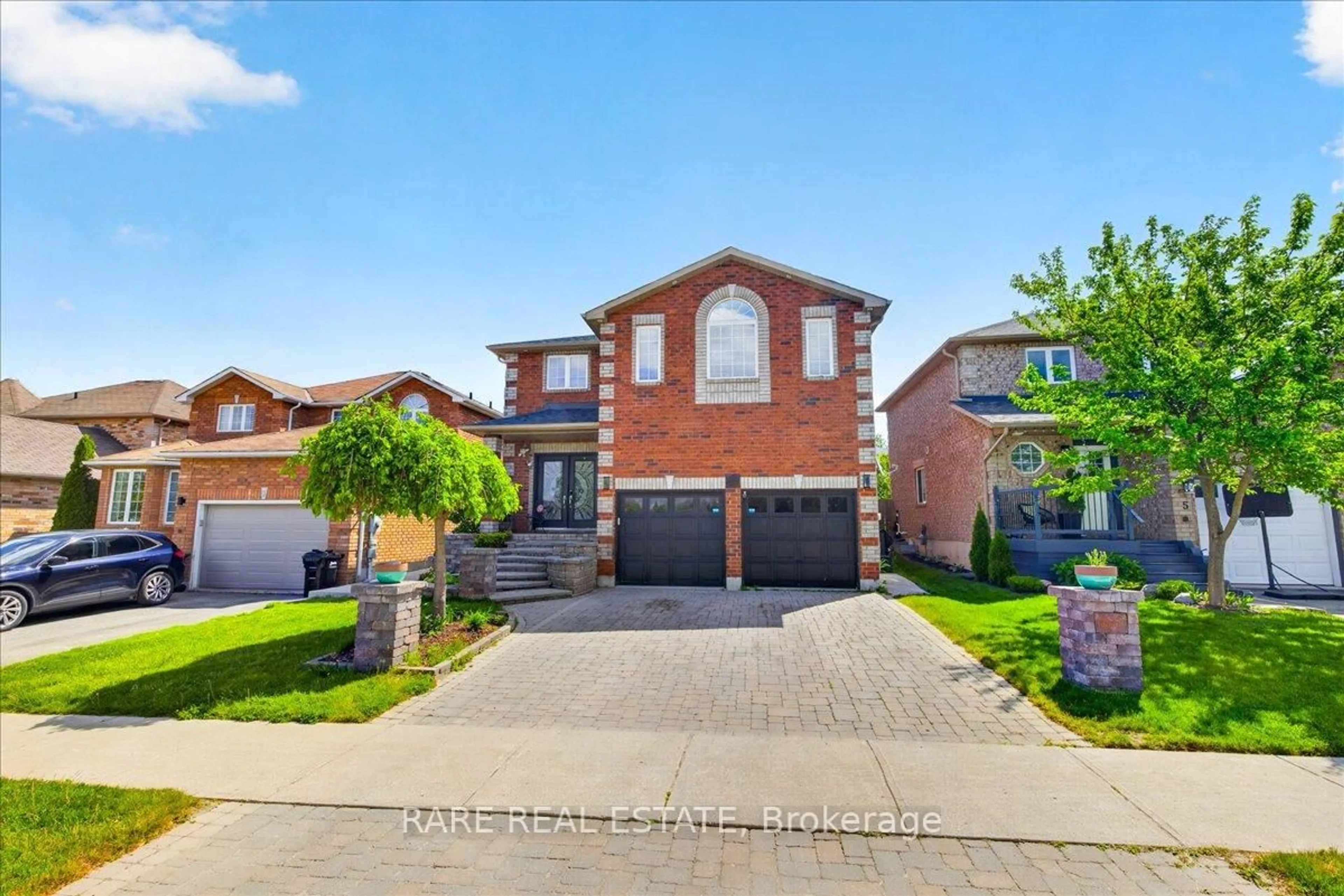 Home with brick exterior material, street for 7 Michelle Dr, Barrie Ontario L4N 5Y1