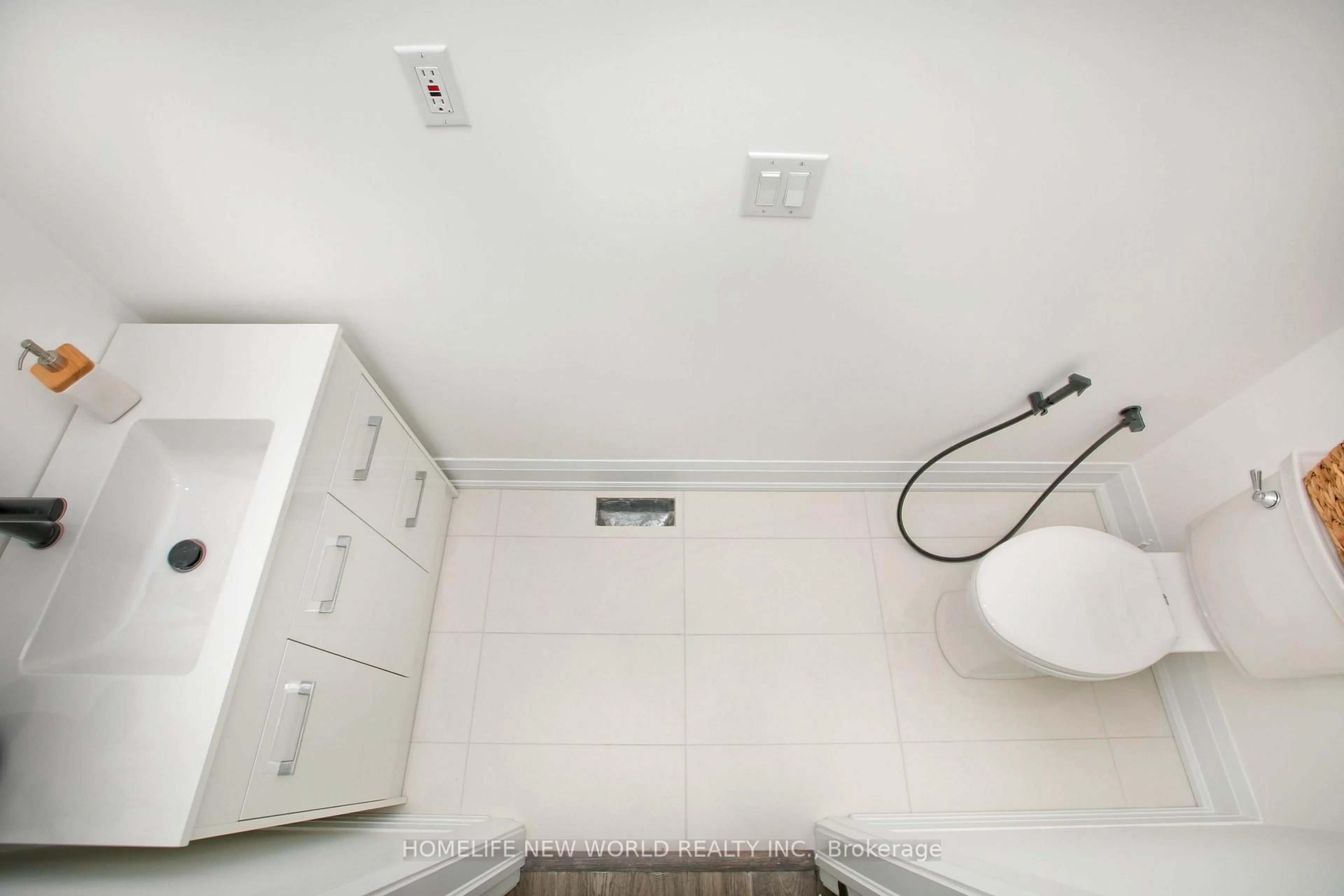 A pic of a room for 62 Simcoe Rd, Ramara Ontario L0K 1B0