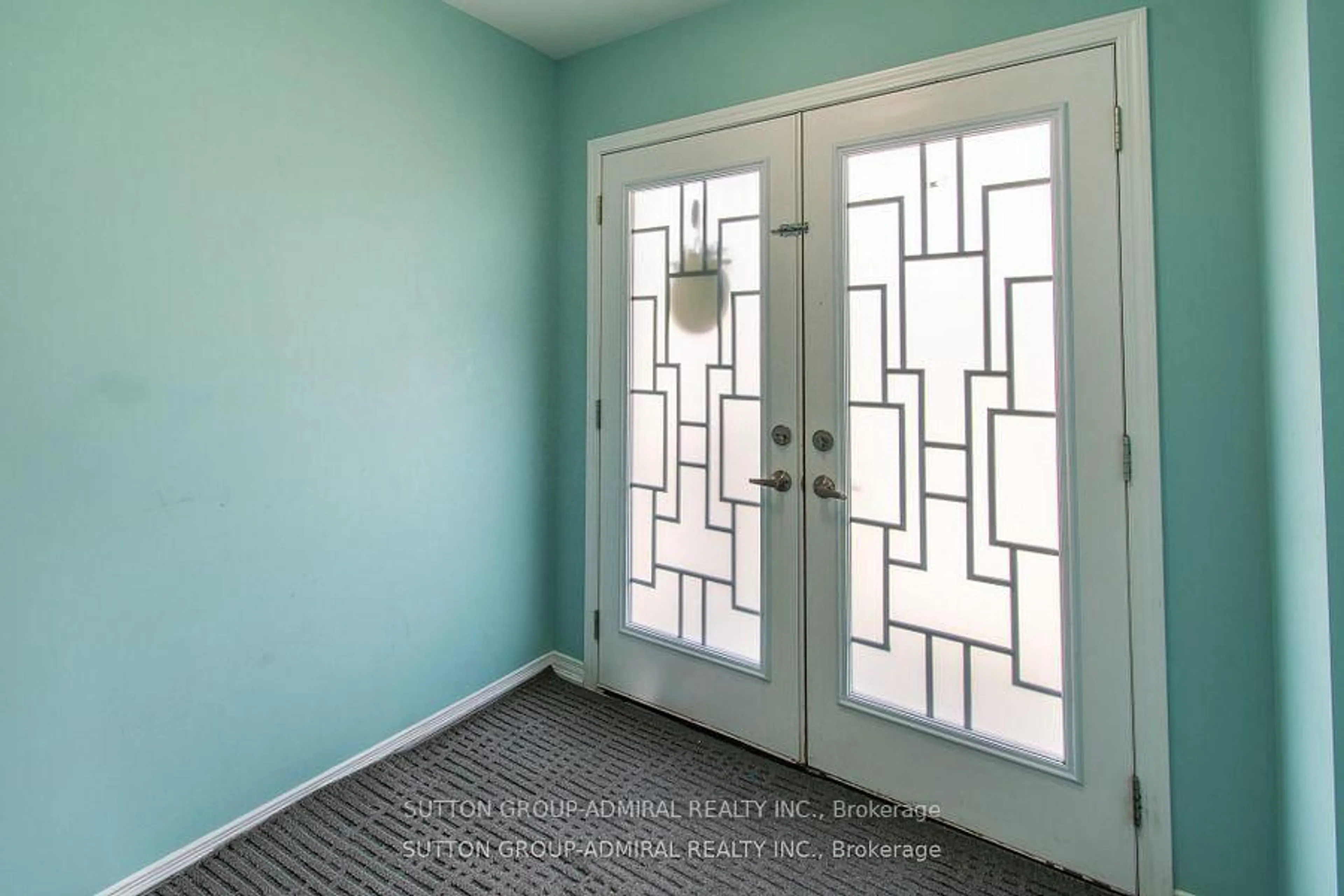 Indoor entryway for 62 Alaskan Hts #1-2, Barrie Ontario L9J 0H9