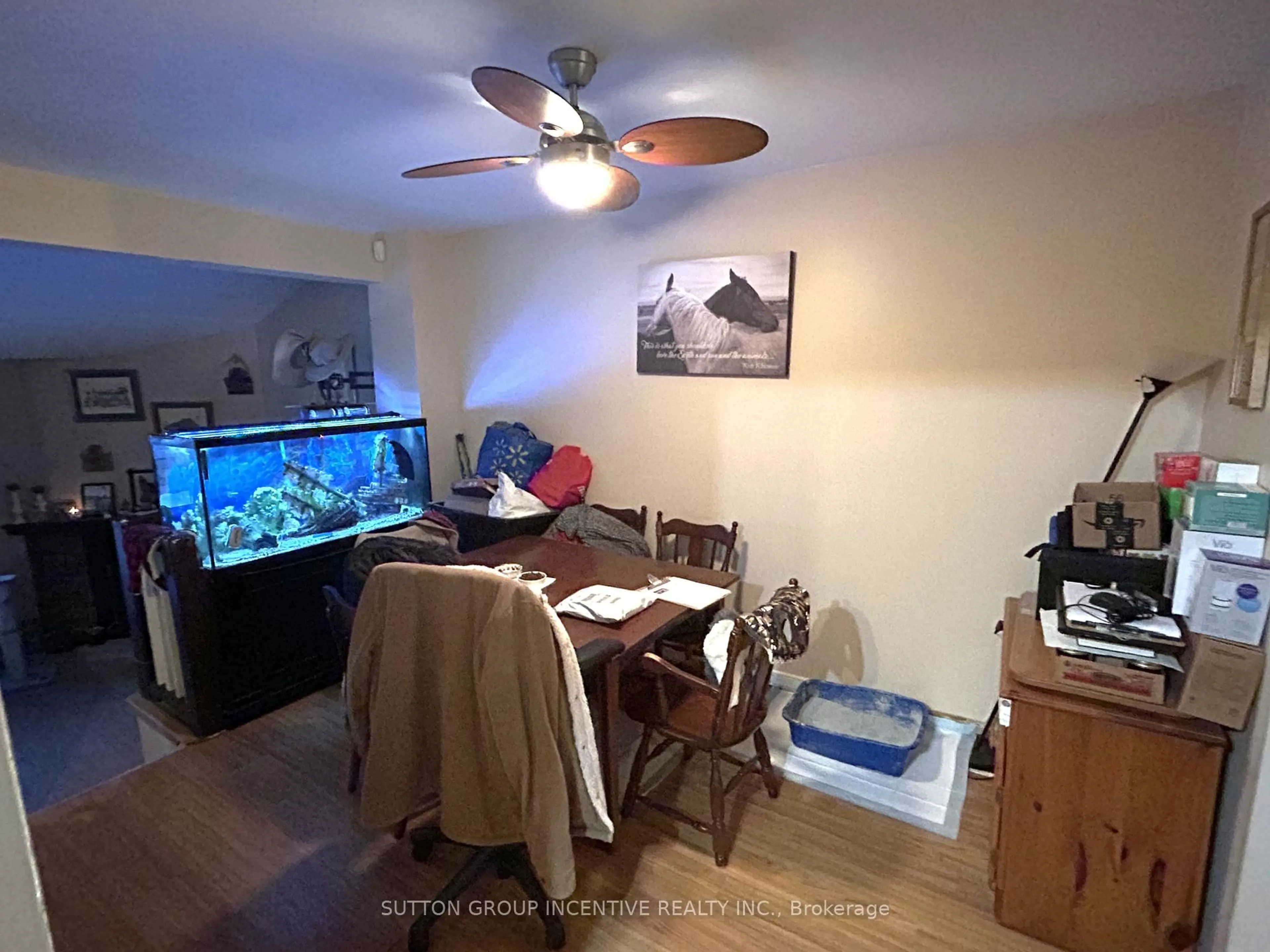 A pic of a room for 553 Tenth St, Collingwood Ontario L9Y 4K6