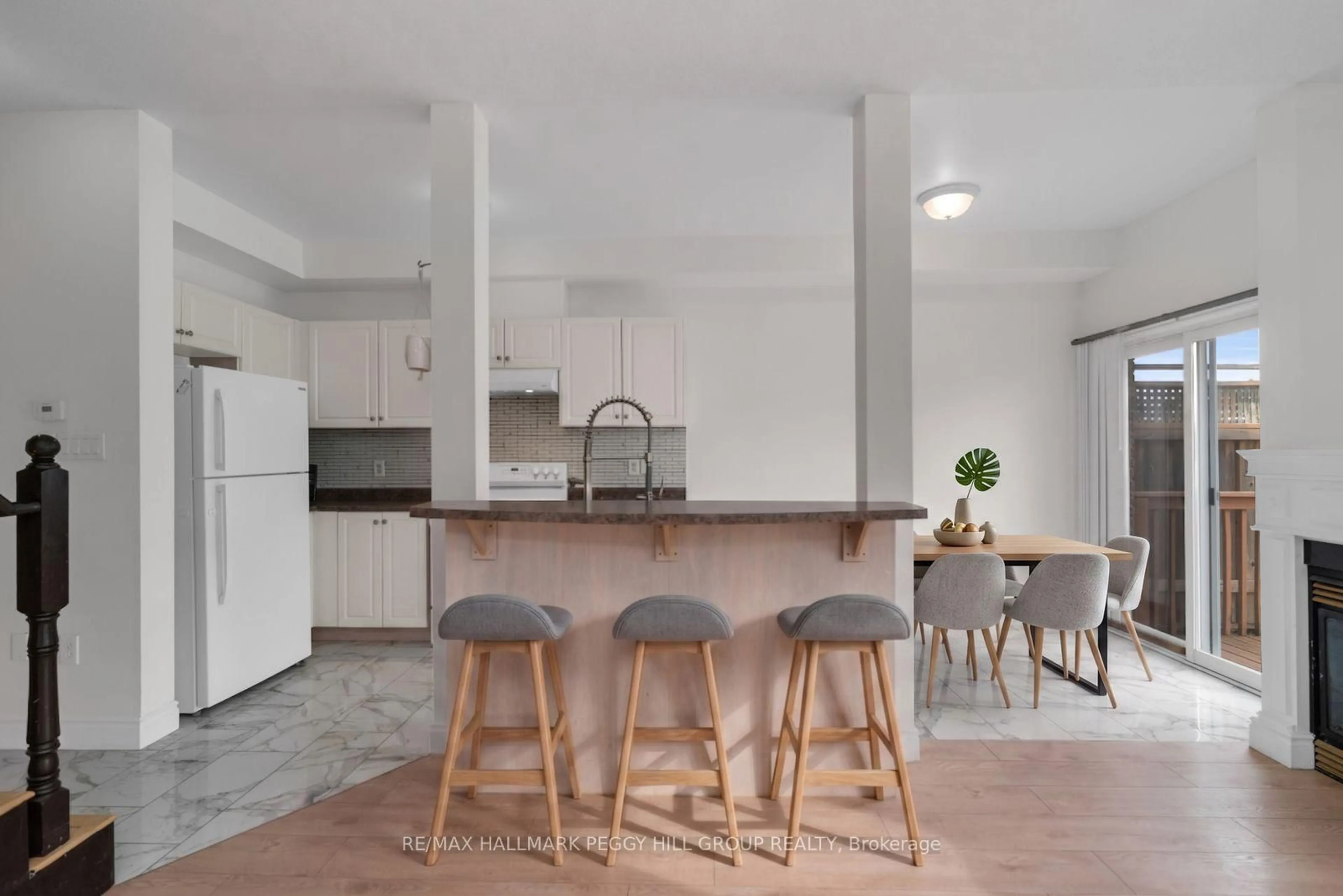 Open concept kitchen, unknown for 34 Arch Brown Crt, Barrie Ontario L4M 0C6