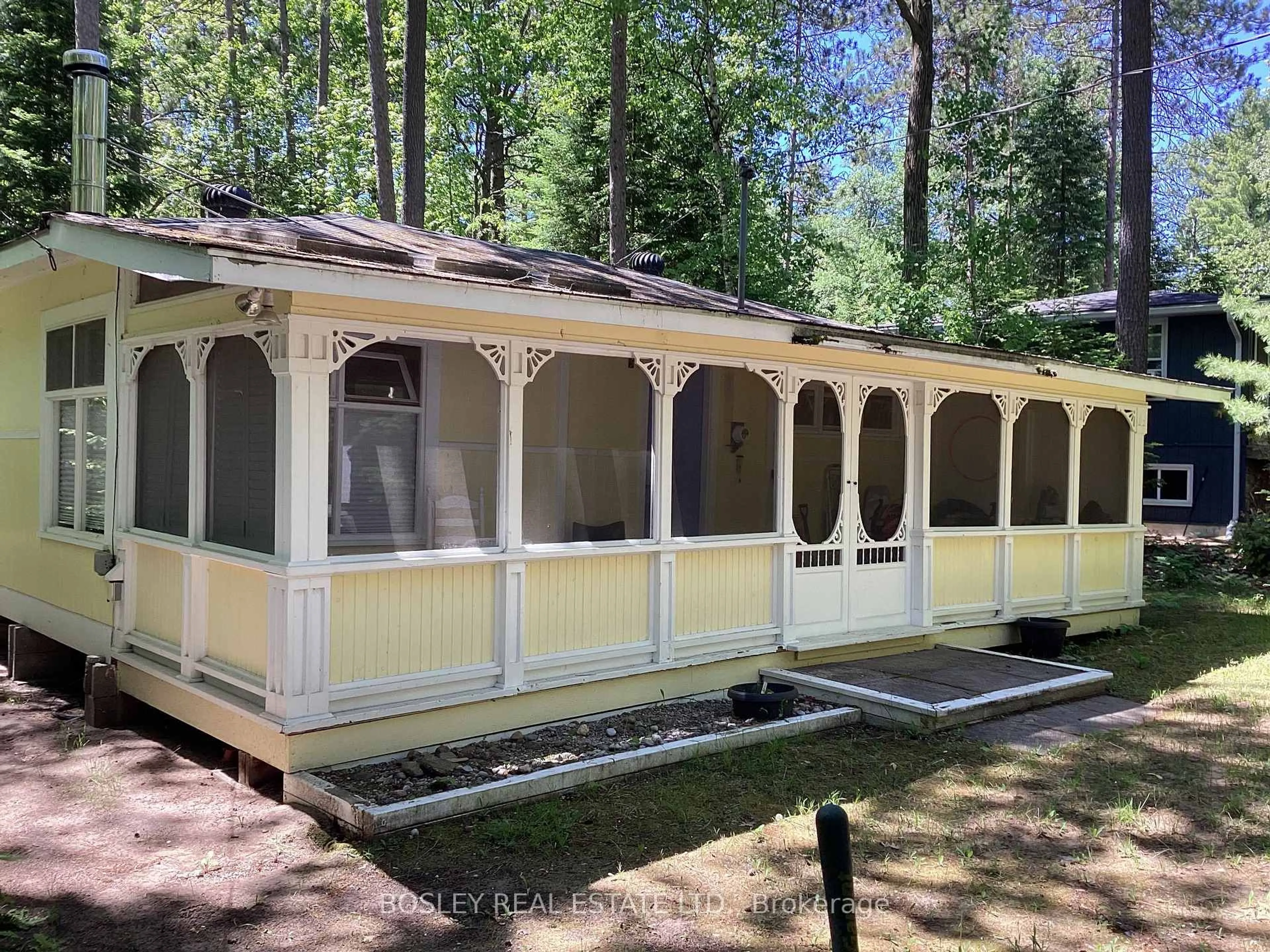 Home with vinyl exterior material, unknown for 340 Tiny Beaches Rd, Tiny Ontario L0L 2J0