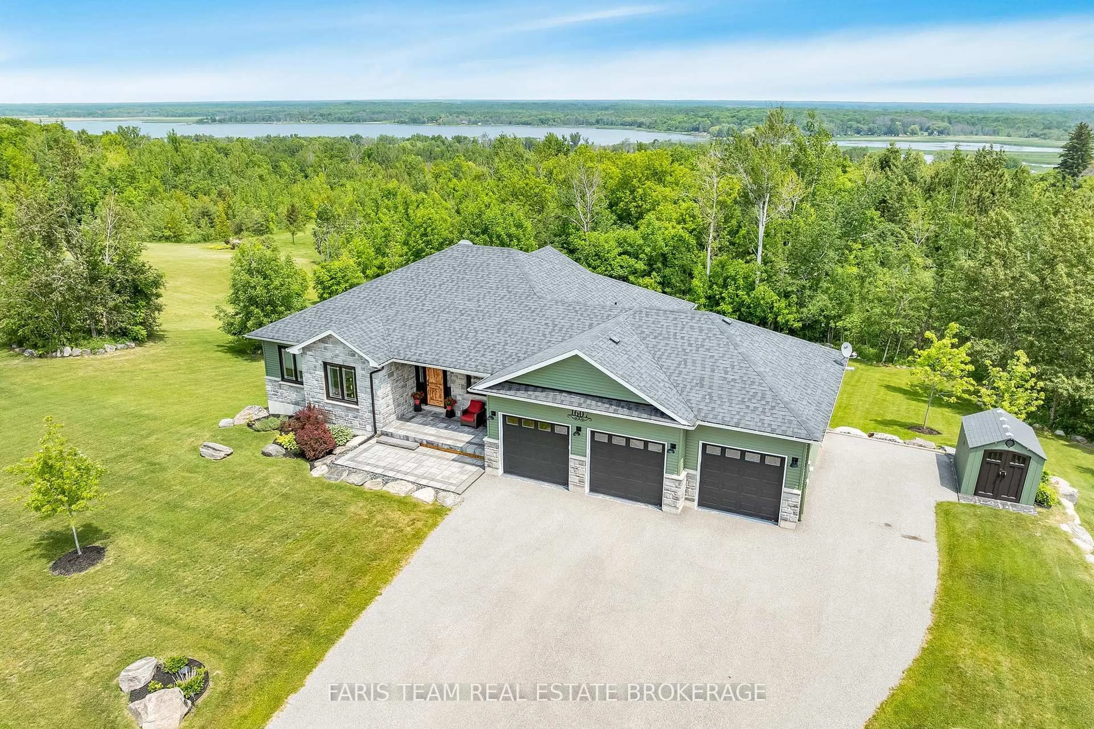 A pic from outside/outdoor area/front of a property/back of a property/a pic from drone, water/lake/river/ocean view for 1607 Georgian Heights Blvd, Severn Ontario L0K 2C0