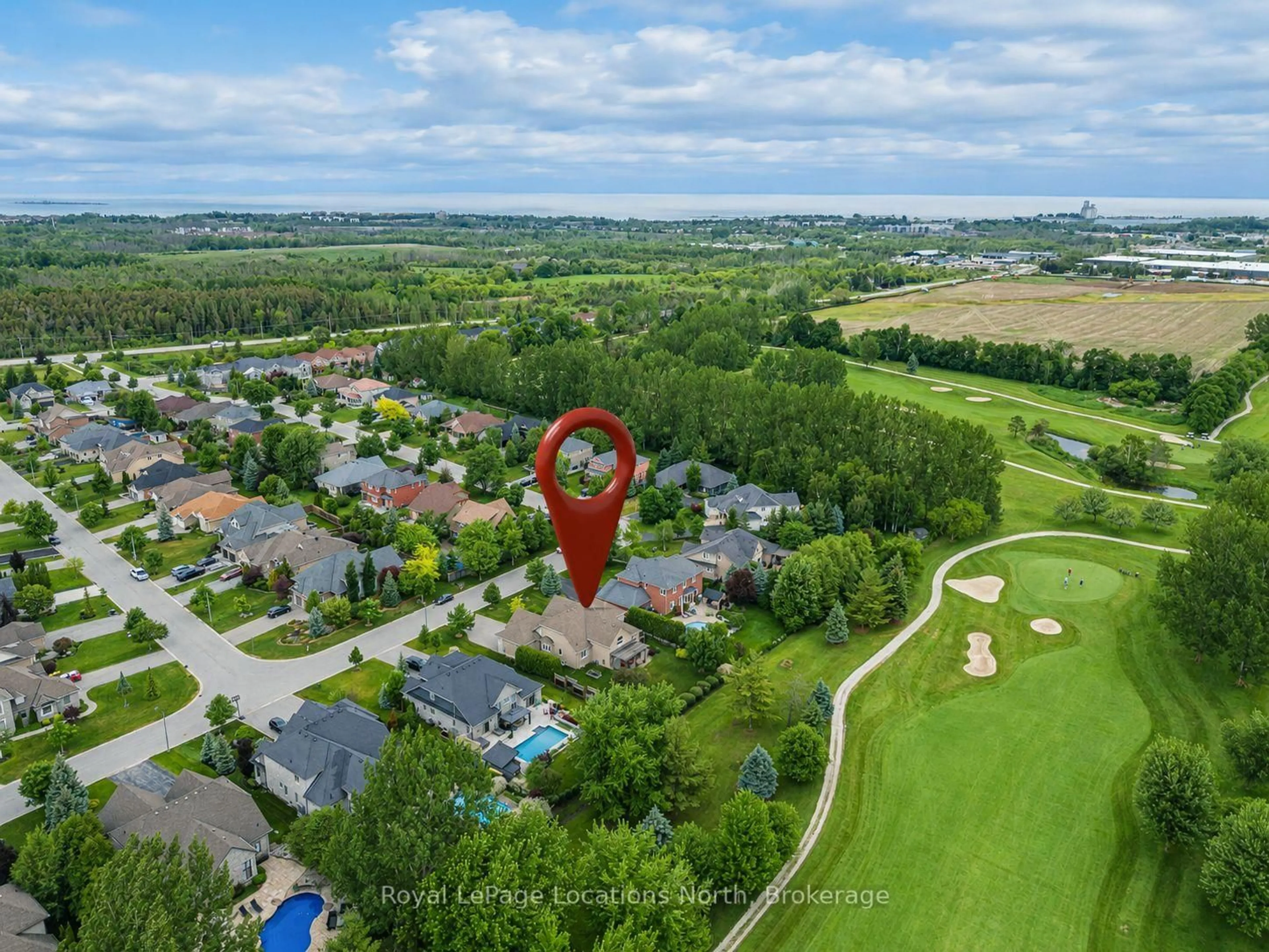 A pic from outside/outdoor area/front of a property/back of a property/a pic from drone, water/lake/river/ocean view for 37 Kells Cres, Collingwood Ontario L9Y 0A9